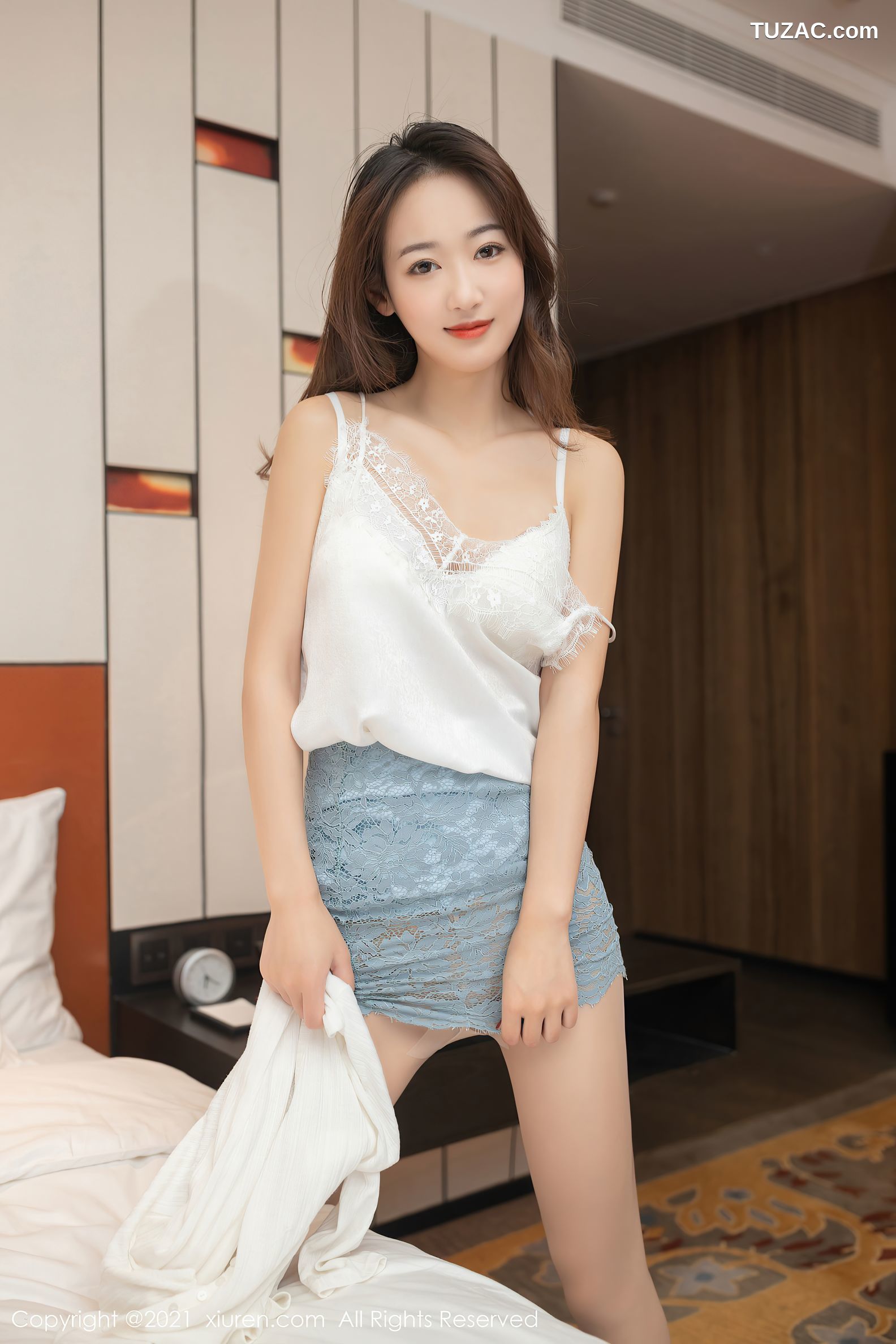 XiuRen秀人网-3115-唐安琪-与闺蜜下午茶主题超薄肉丝-2021.02.20