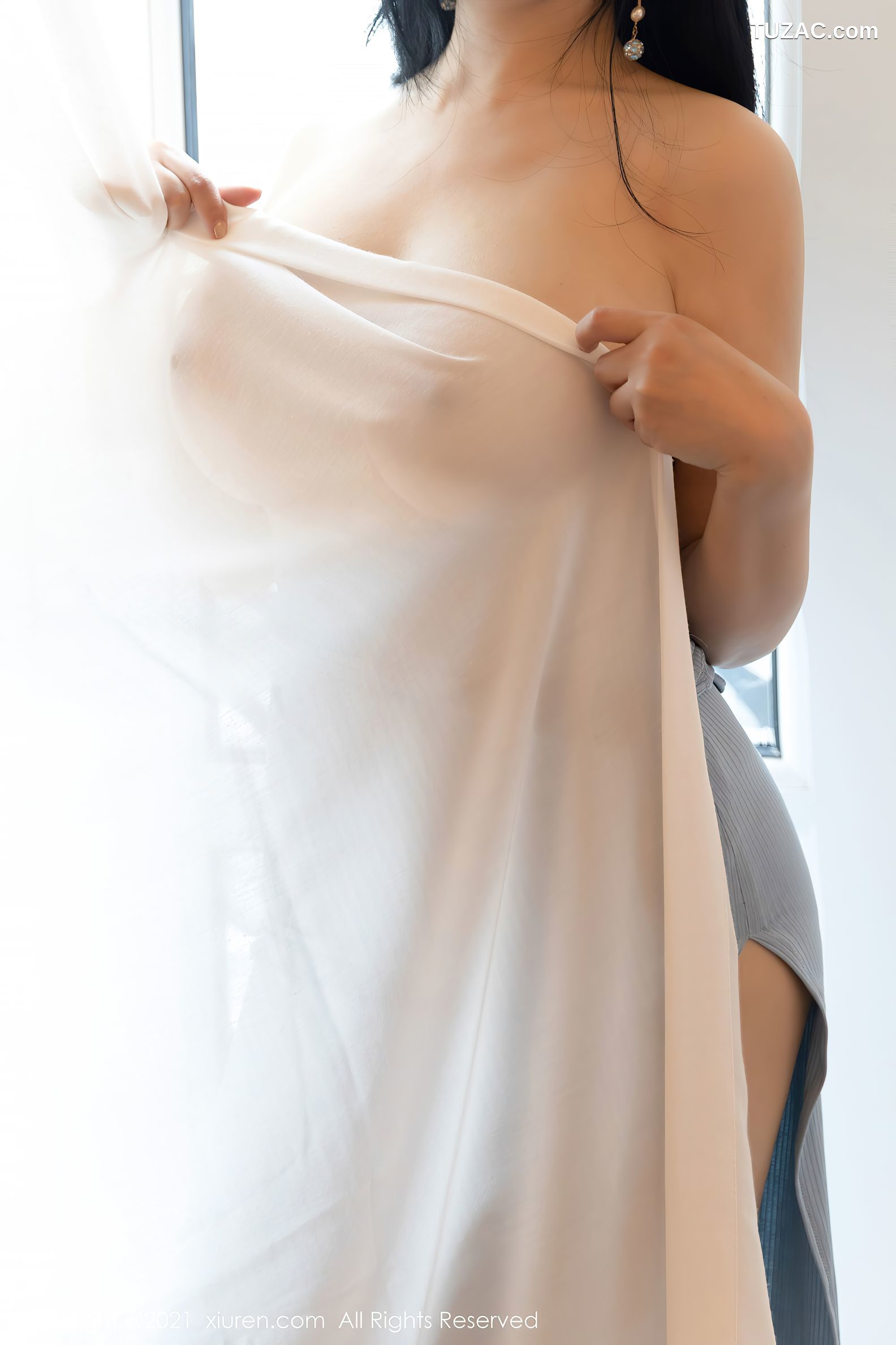 XiuRen秀人网-3122-允爾-厦门旅拍-蓝色轻透长裙豪乳朦胧丝袜-2021.02.22