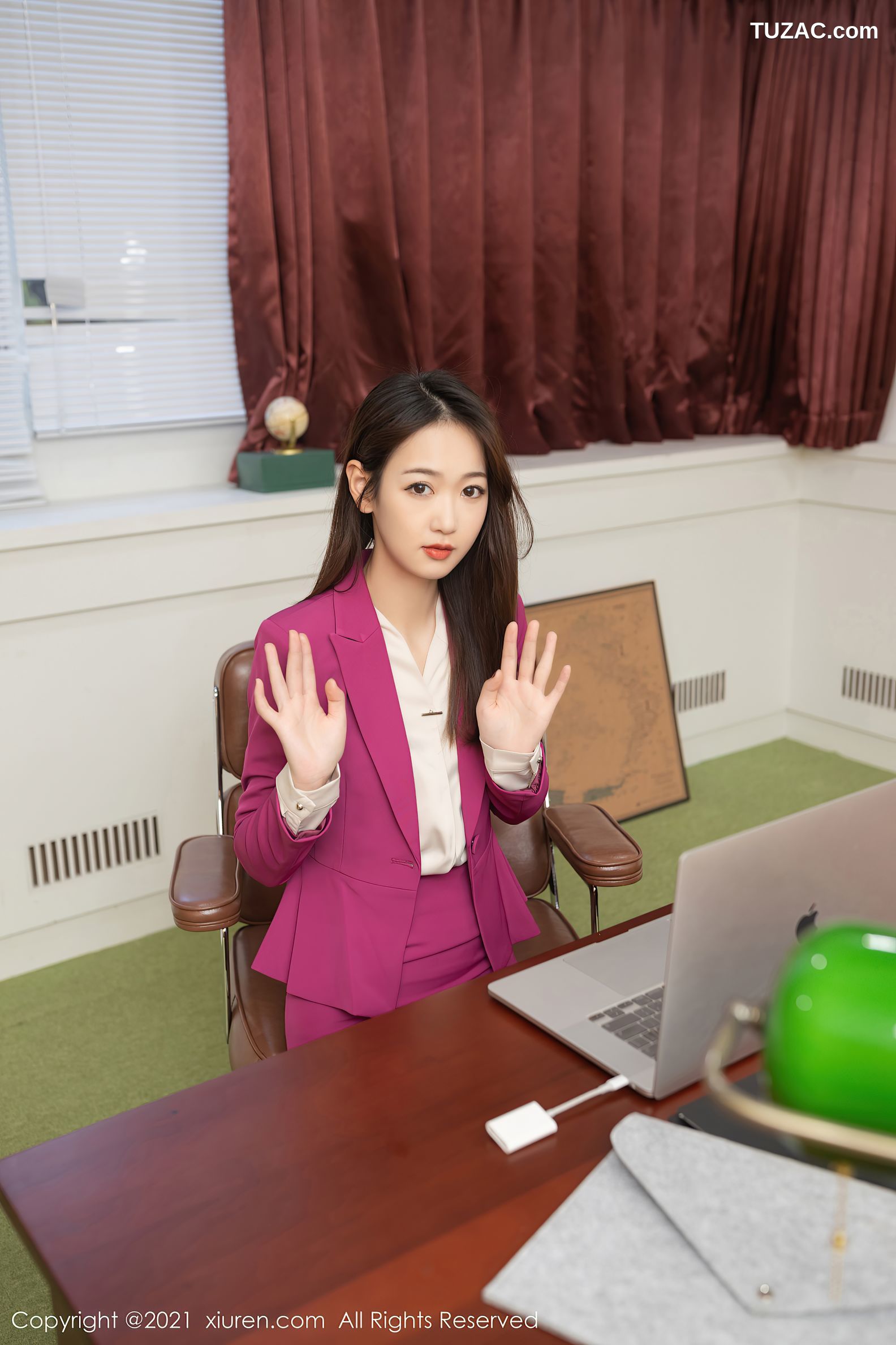 XiuRen秀人网-3156-唐安琪-红色秘书制服主题性感内衣-2021.03.02