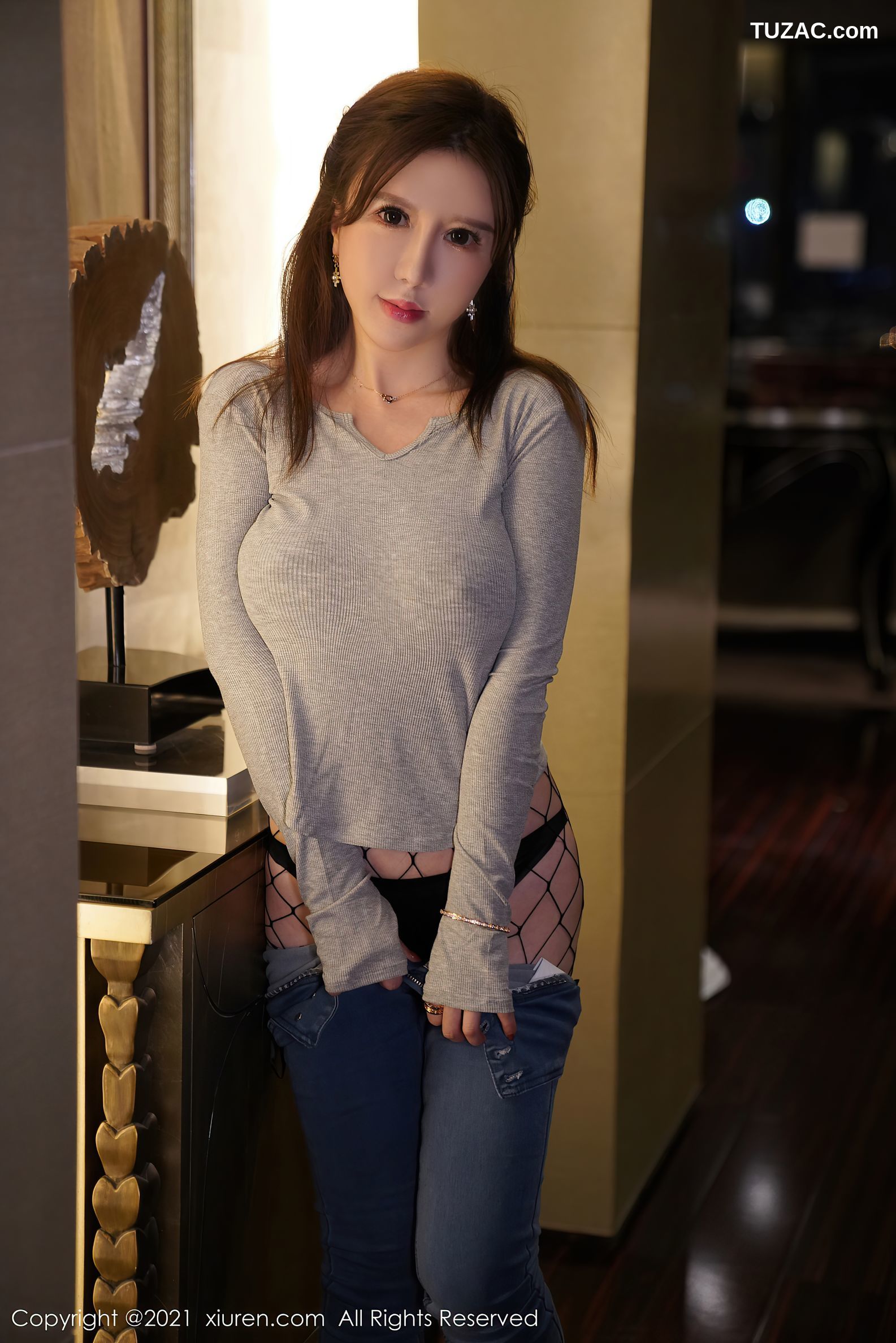 XiuRen秀人网-3168-Lucky-沈欢欣-双人拉拉主题豪乳遮点-2021.03.05