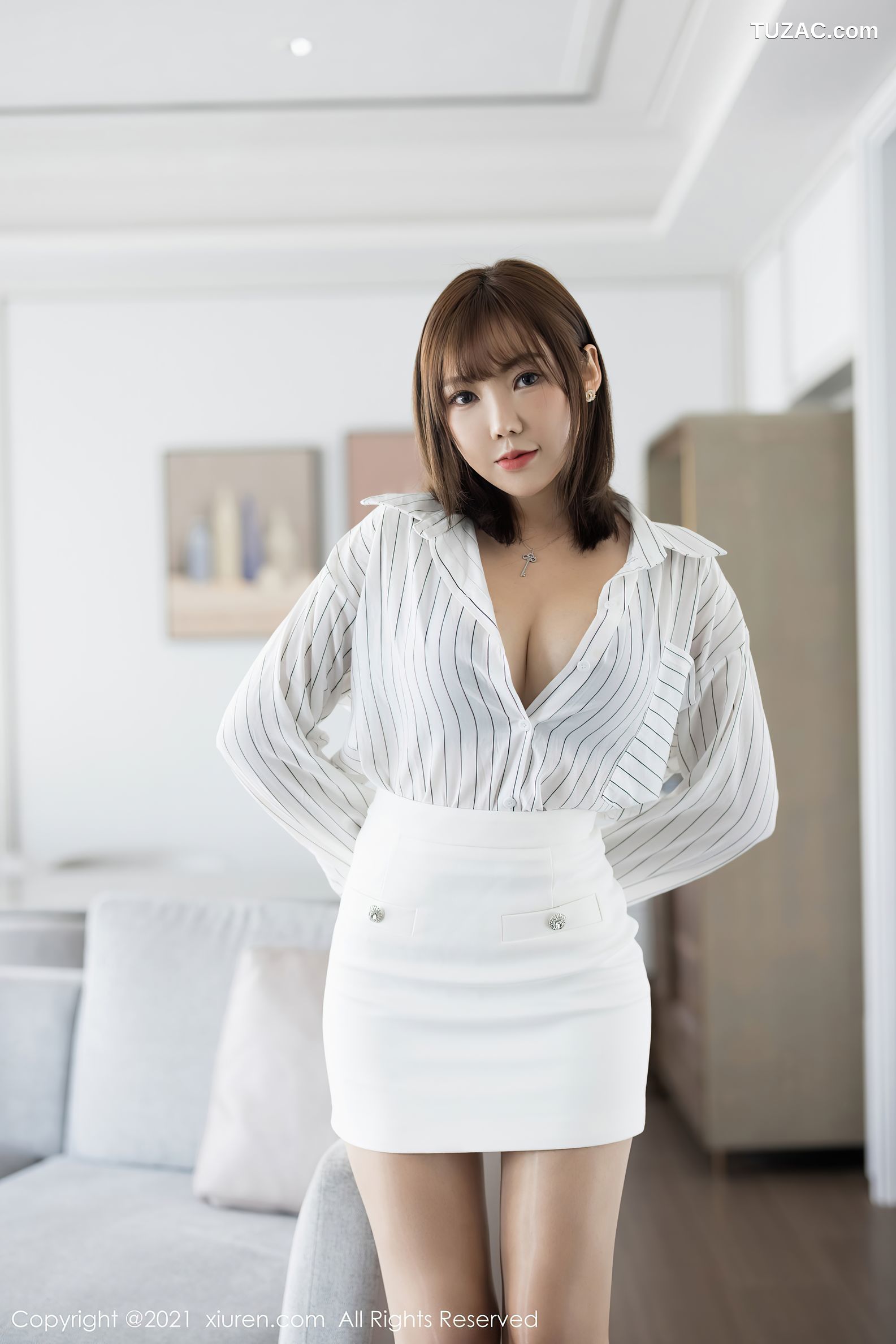 XiuRen秀人网-3169-萌汉药baby-职场秘书OL主题肉丝-2021.03.05