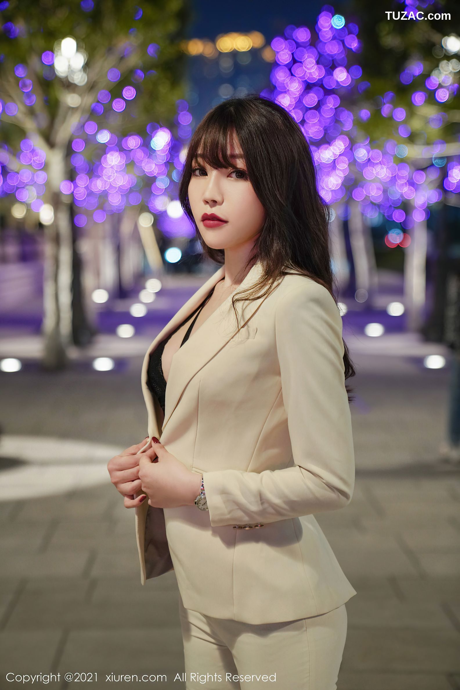 XiuRen秀人网-3195-芝芝Booty-澳门旅拍-制服缕空蕾丝内衣-2021.03.12