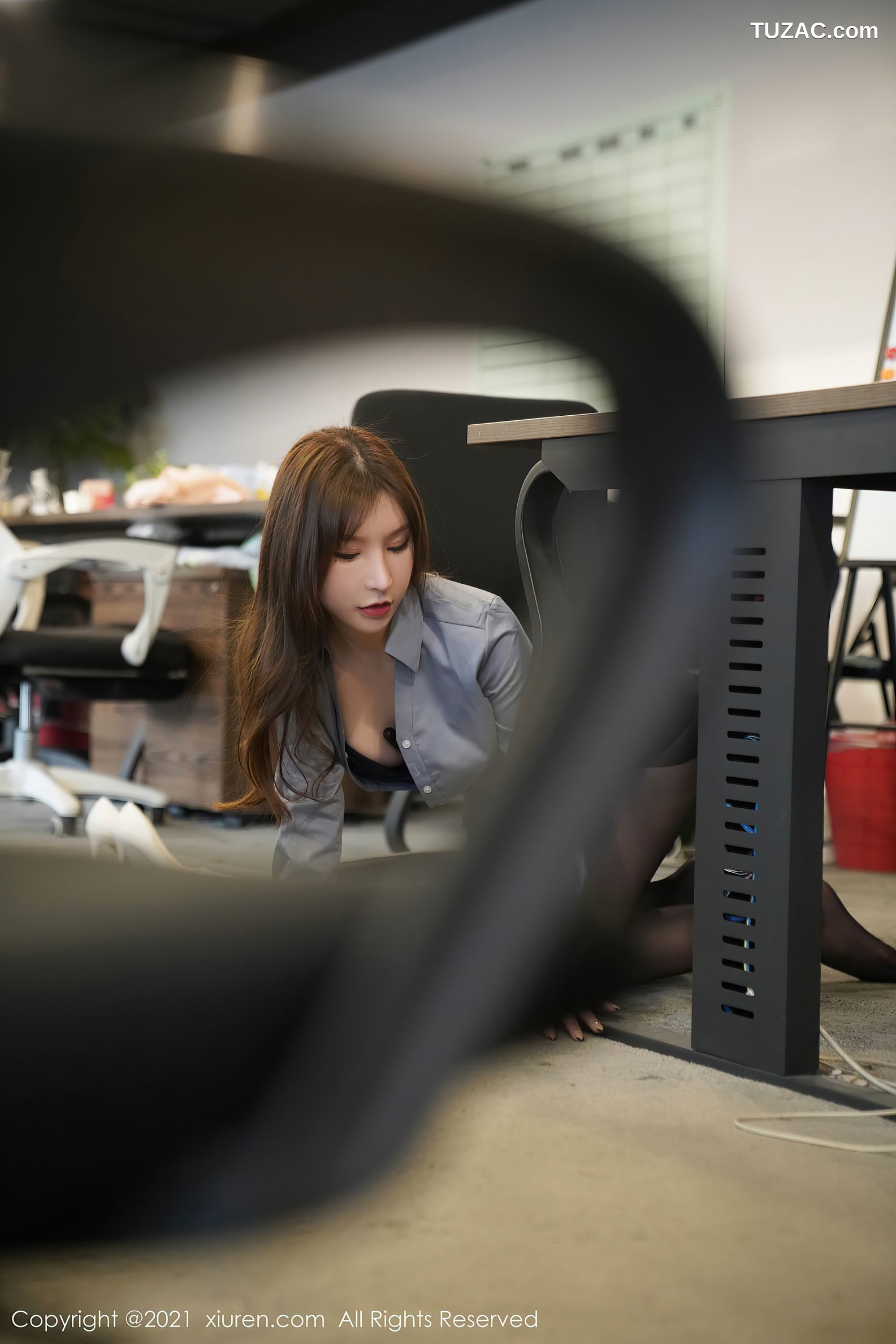 XiuRen秀人网-3203-周于希Sandy-消防培训剧情主题-灰衬衣黑色内衣-2021.03.15