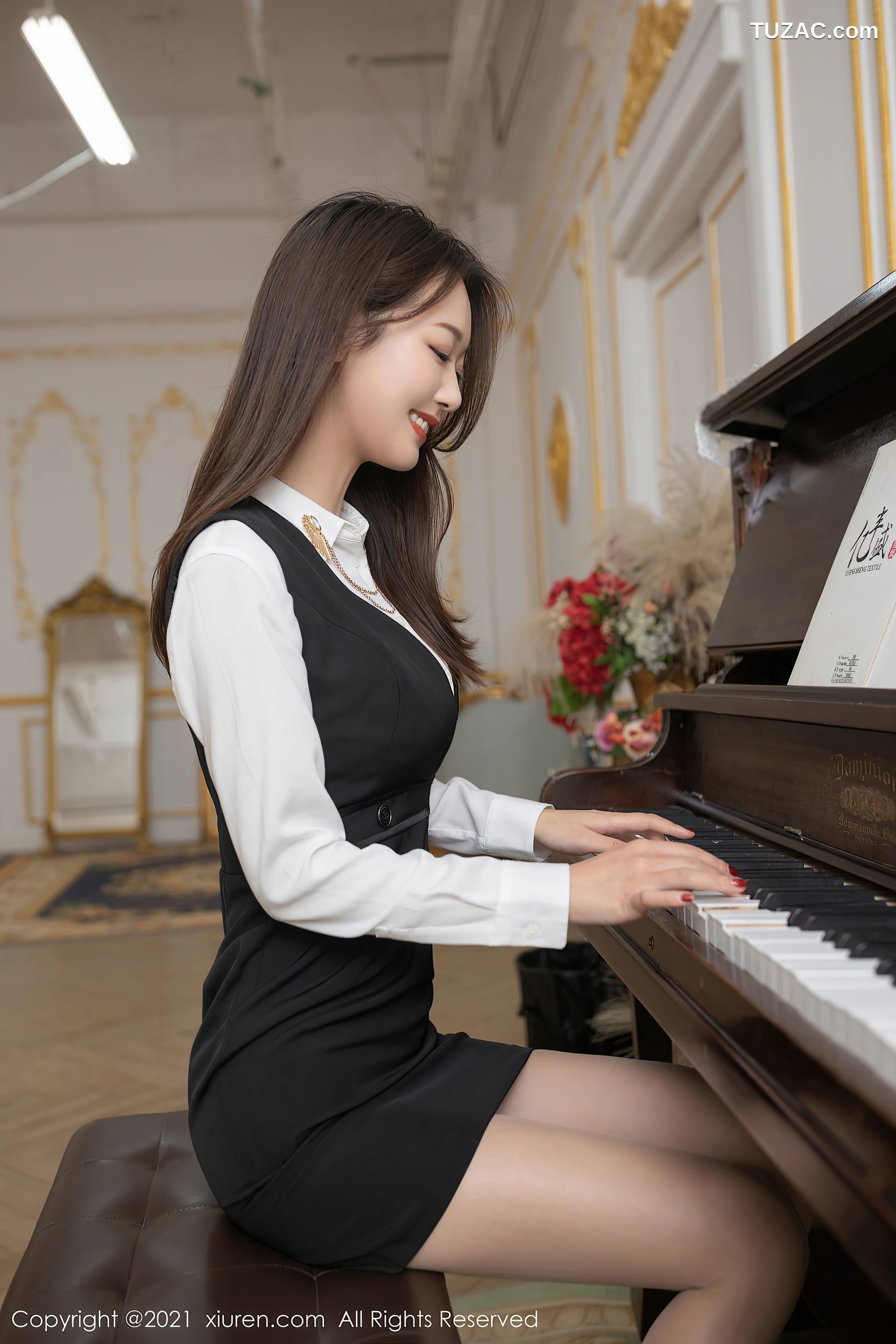 XiuRen秀人网-3219-唐安琪-钢琴老师主题-肉丝裤袜透视内裤-2021.03.18