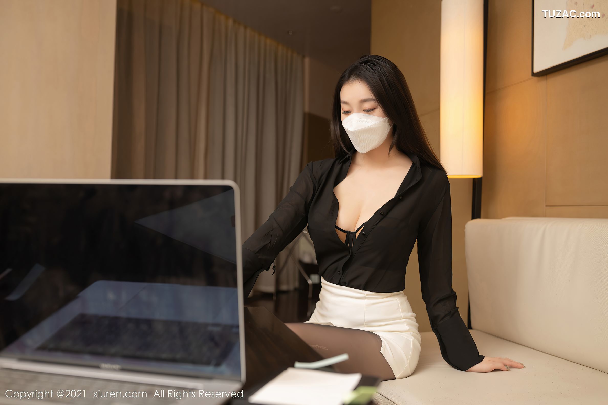 XiuRen秀人网-3223-安然Maleah-贴纸游戏主题黑丝裤袜-2021.03.19