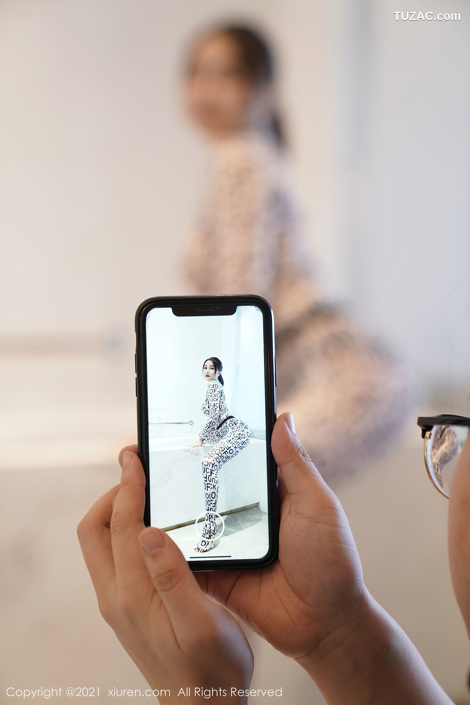 XiuRen秀人网-3225-凯竹廿十-性感紧身薄纱服饰-2021.03.22