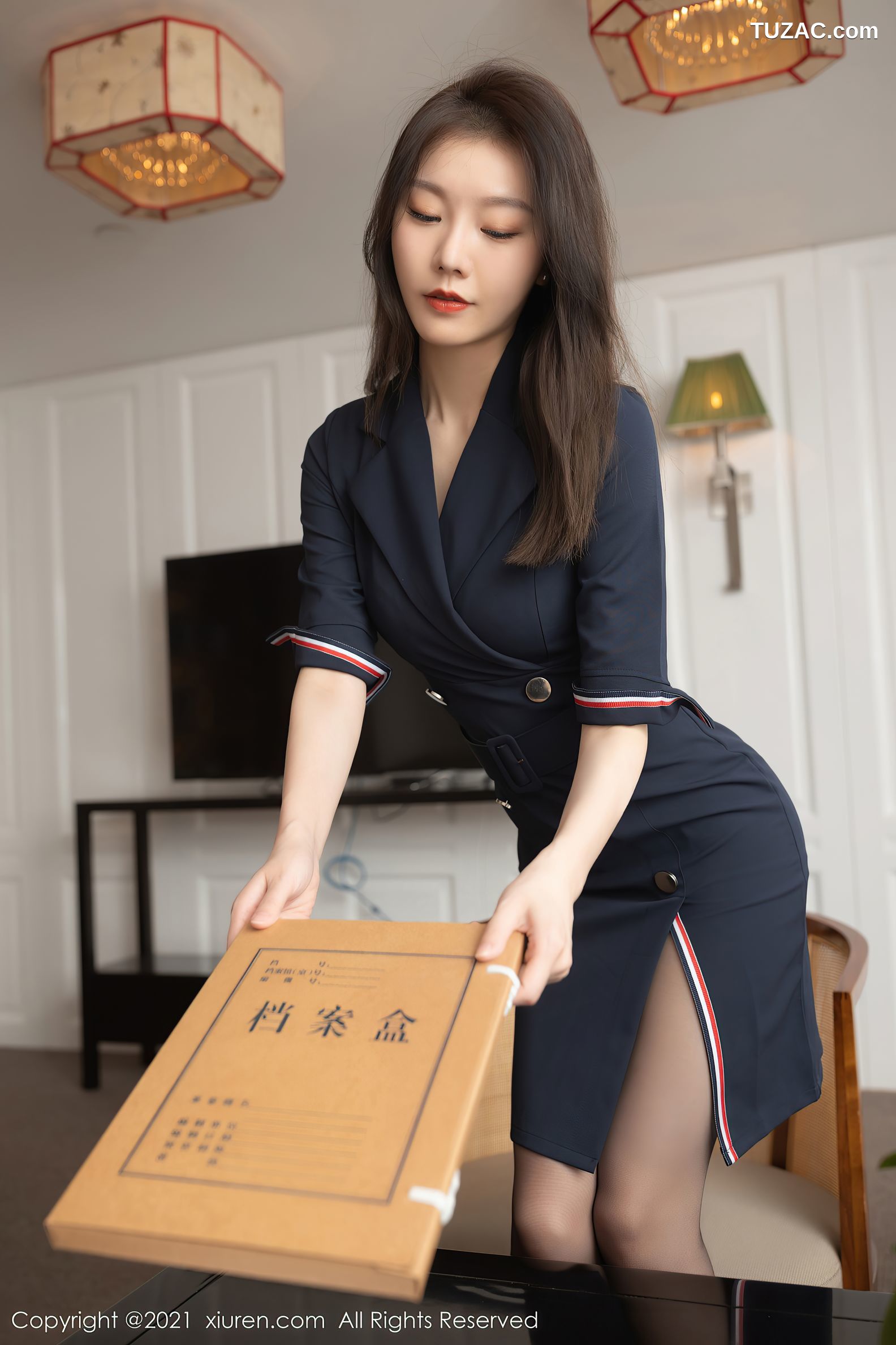 XiuRen秀人网-3255-安然Maleah-成都旅拍-秘书面试主题黑丝-2021.03.29