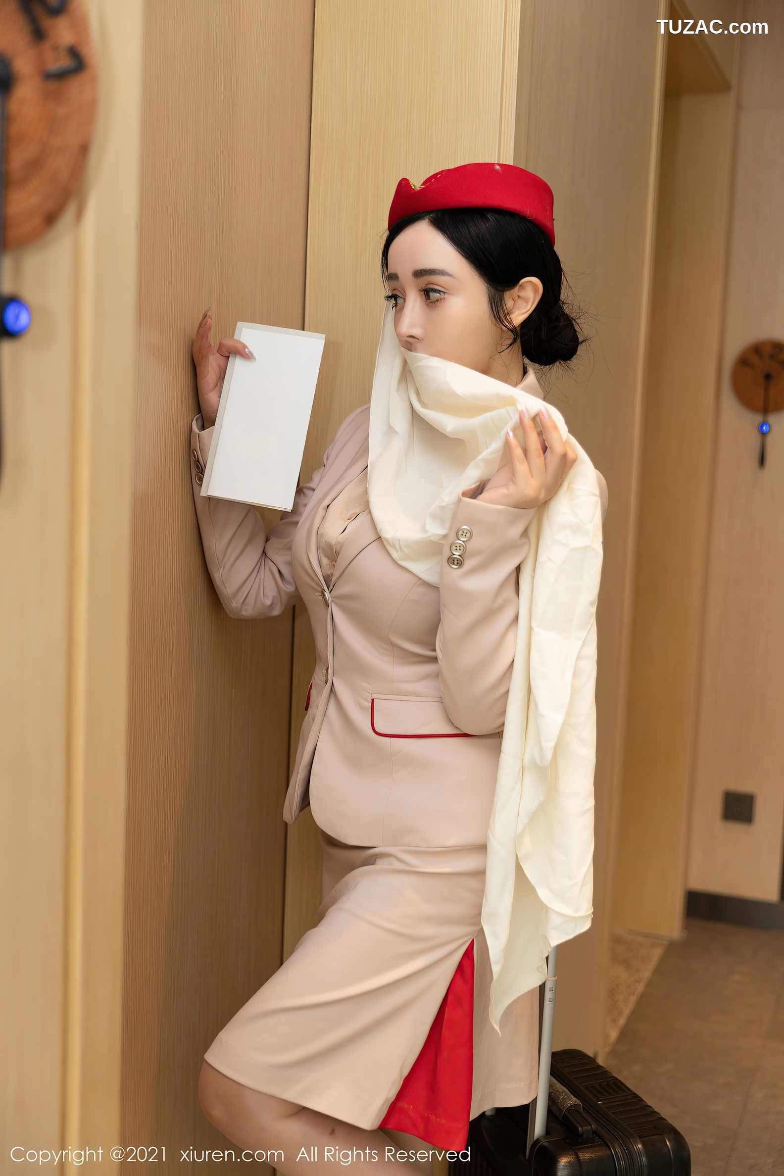 XiuRen秀人网-3282-允爾-三亚旅拍-别墅派对剧情主题豪乳翘臀-2021.04.08