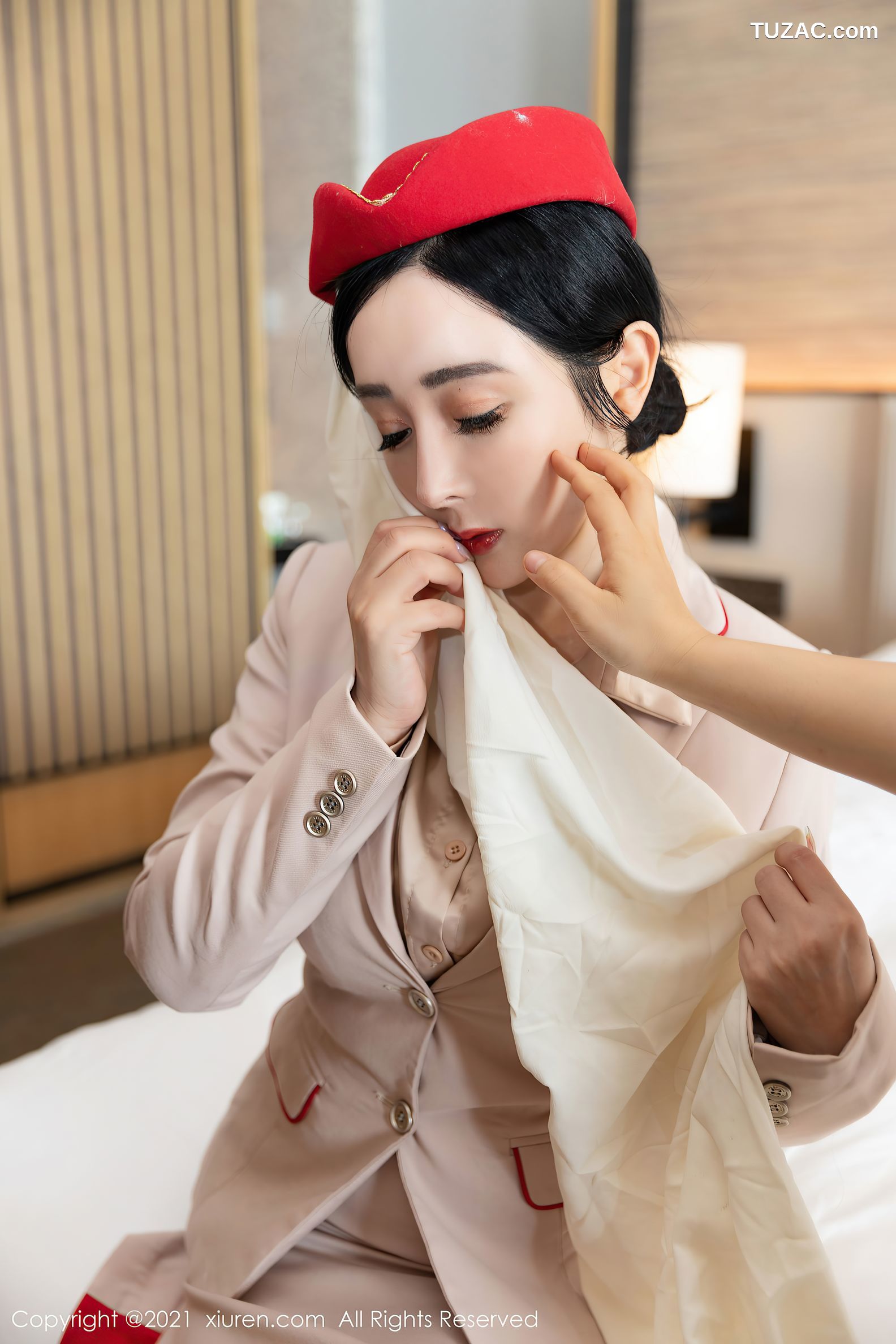 XiuRen秀人网-3282-允爾-三亚旅拍-别墅派对剧情主题豪乳翘臀-2021.04.08