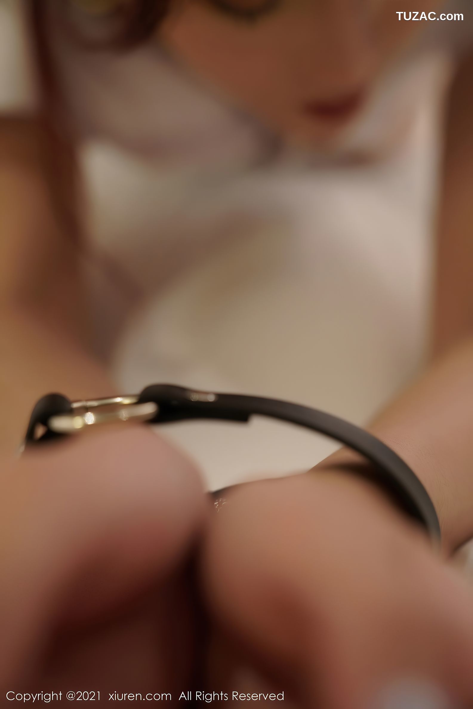 XiuRen秀人网-3286-周慕汐baby-职场职业OL制服床上丝袜性感内衣-2021.04.09