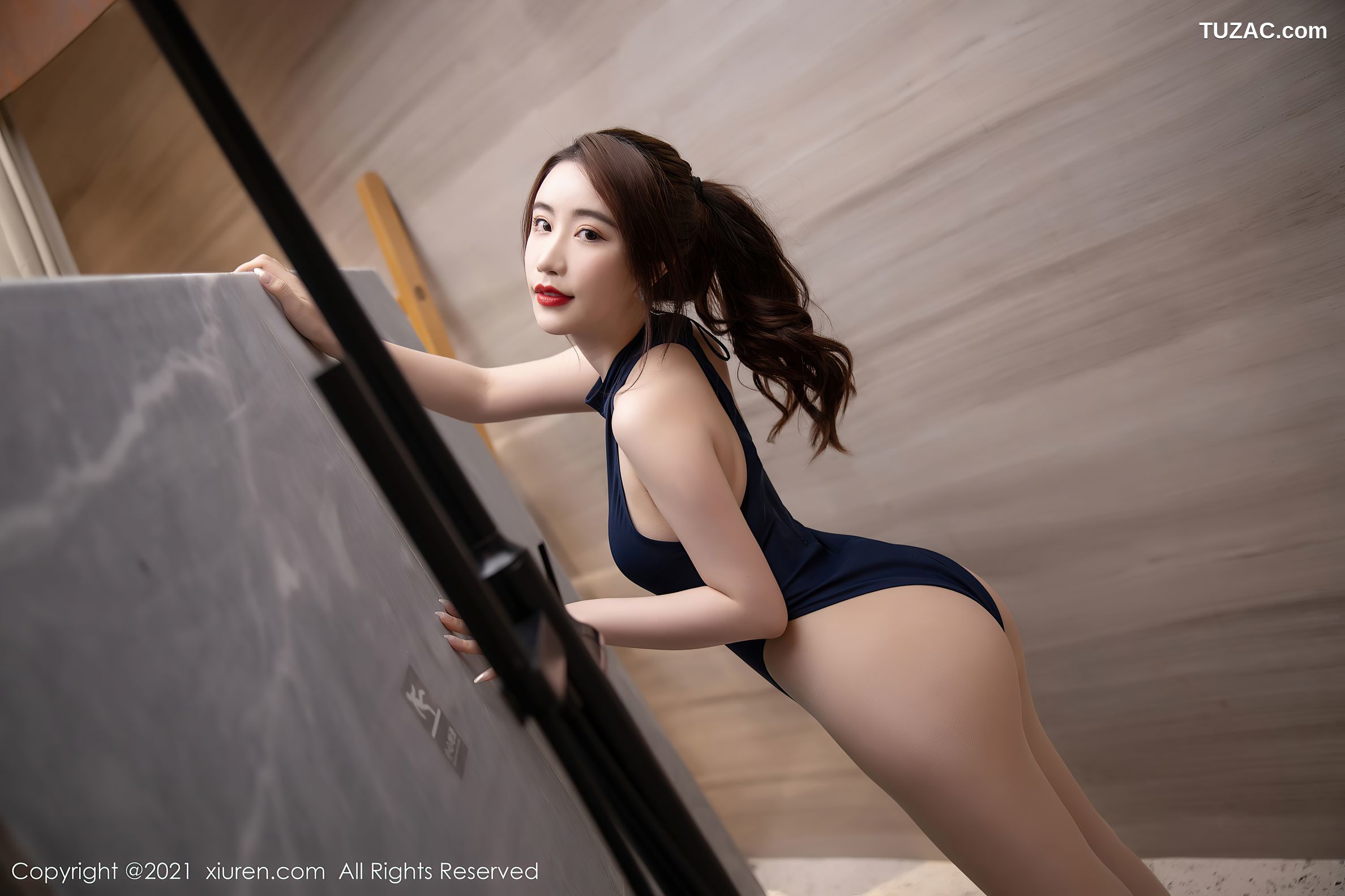 XiuRen秀人网-3327-Cherry绯月樱-三亚旅拍-浴室死库水湿身-2021.04.21
