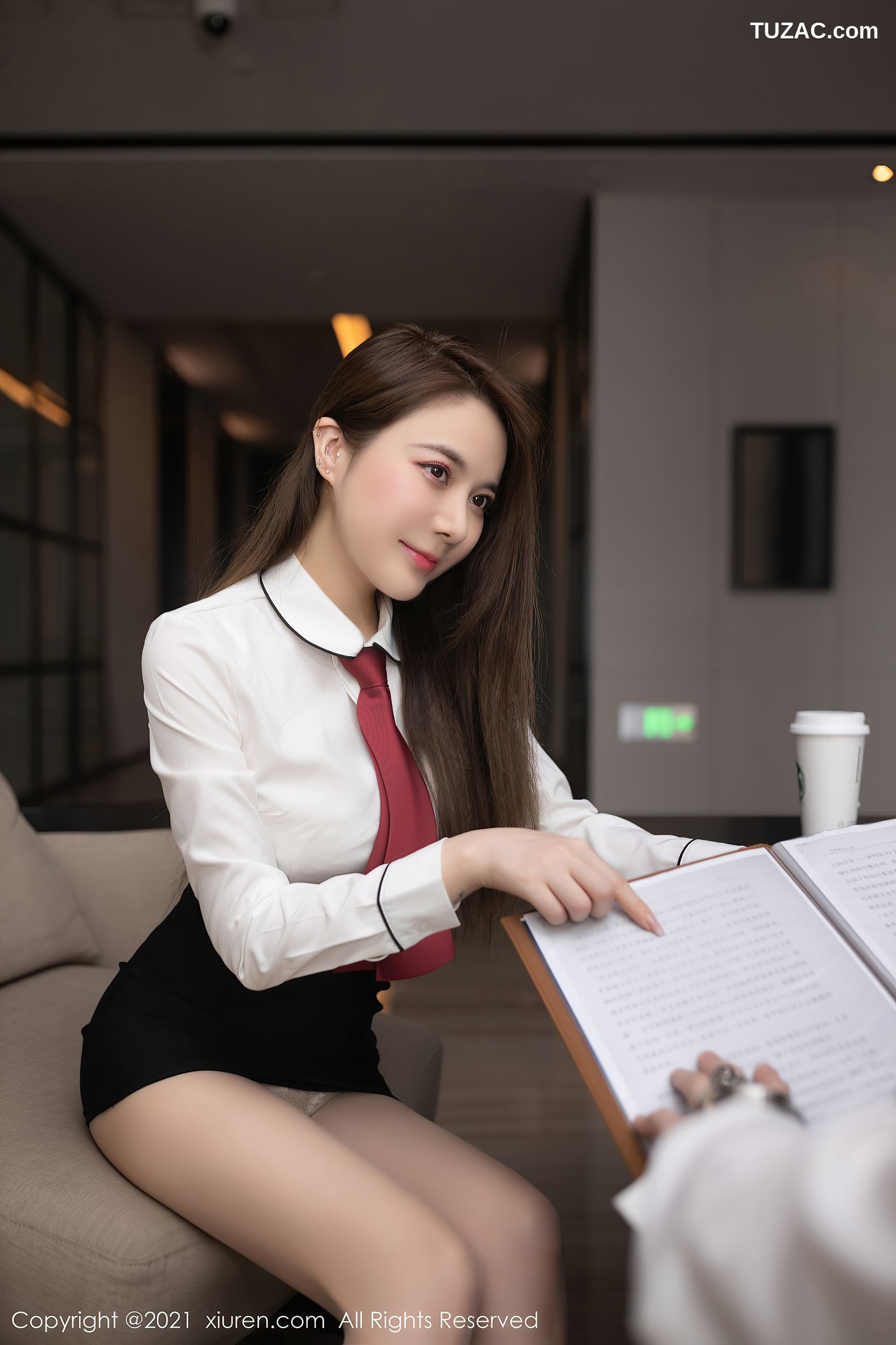 XiuRen秀人网-3339-鱼子酱Fish-成都旅拍-宾馆剧情主题-2021.04.23