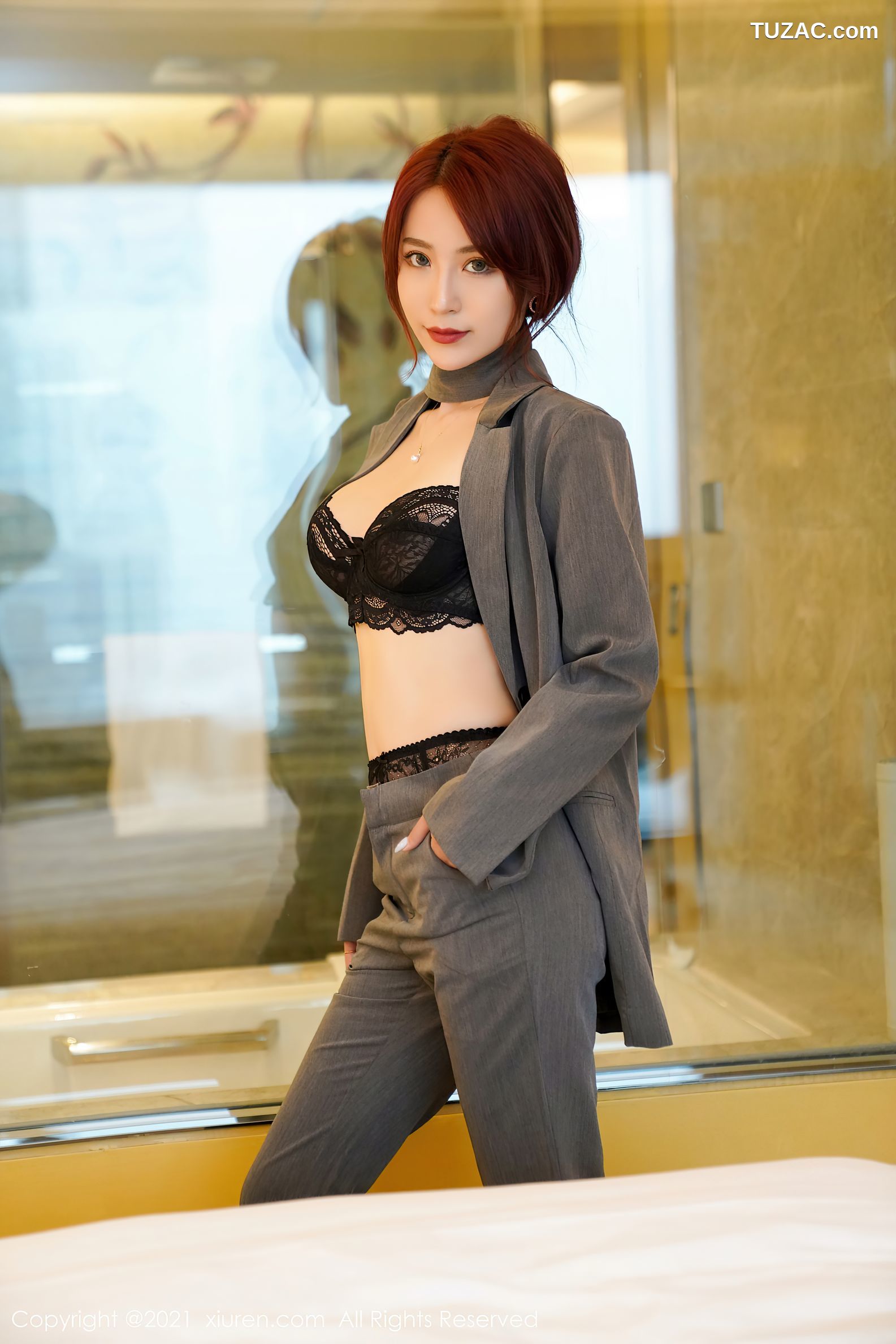 XiuRen秀人网-3368-周慕汐baby-制服黑色蕾丝内衣蕾丝吊带袜-2021.04.30