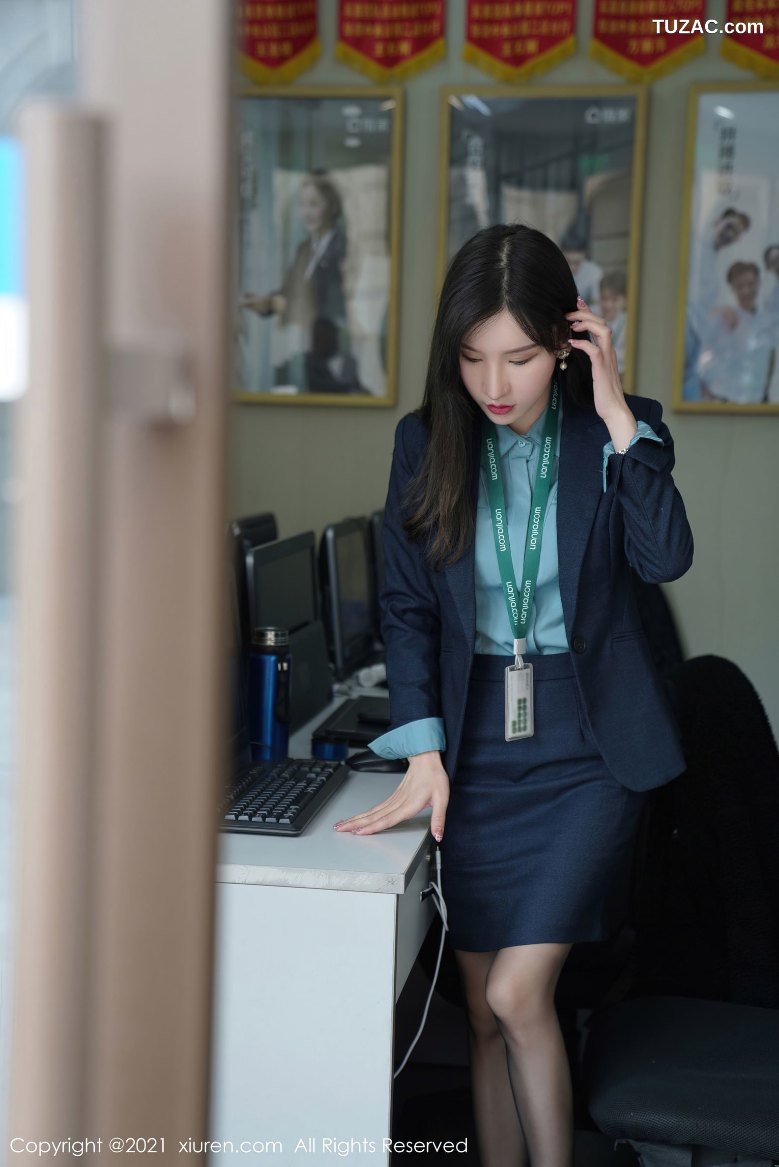 XiuRen秀人网-3415-周于希Sandy-剧情主题-售楼美女办公OL制服-2021.05.14