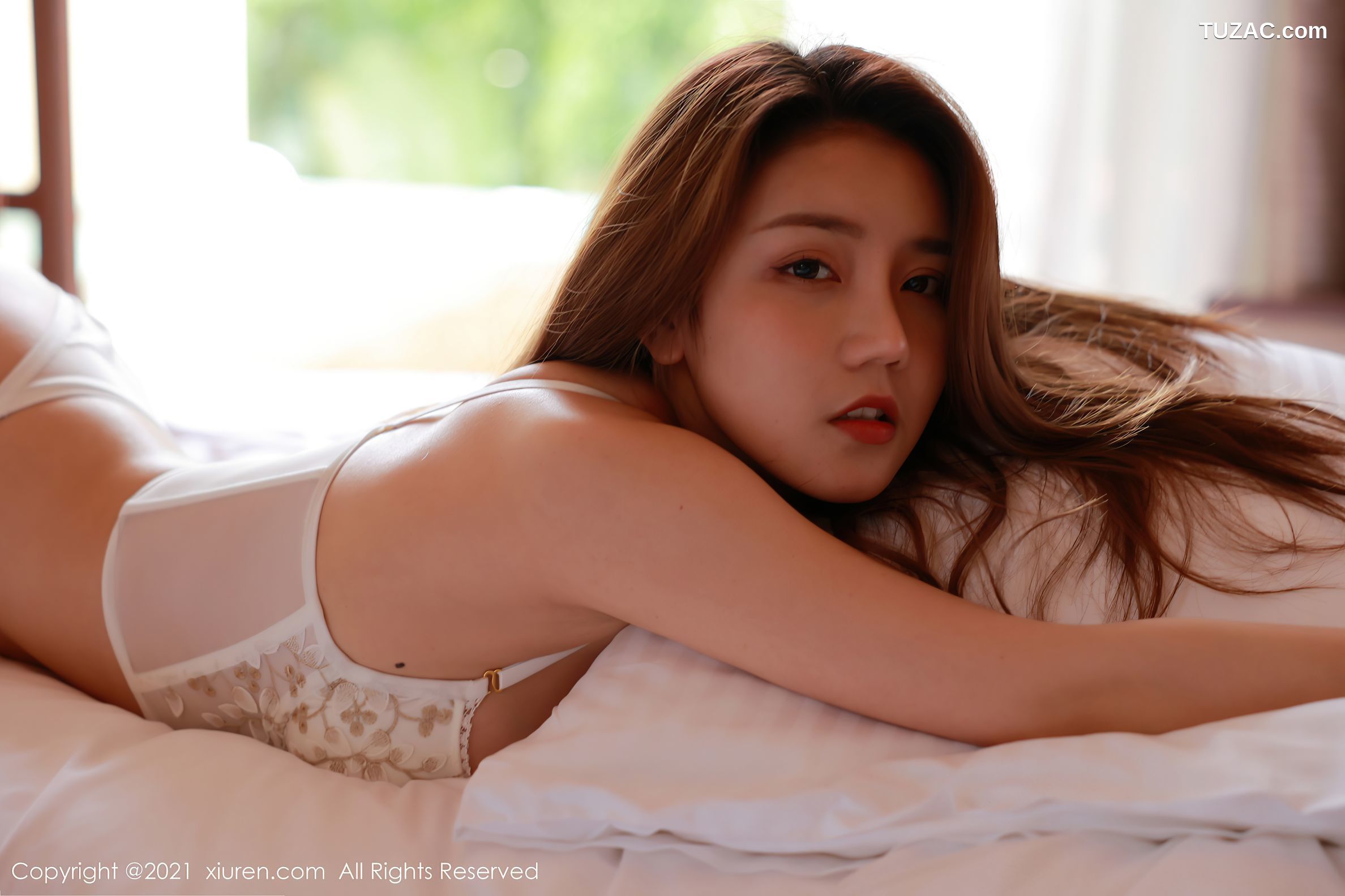XiuRen秀人网-3420-夏西CiCi-i西双版纳旅拍-白色内衣豪乳-2021.05.17