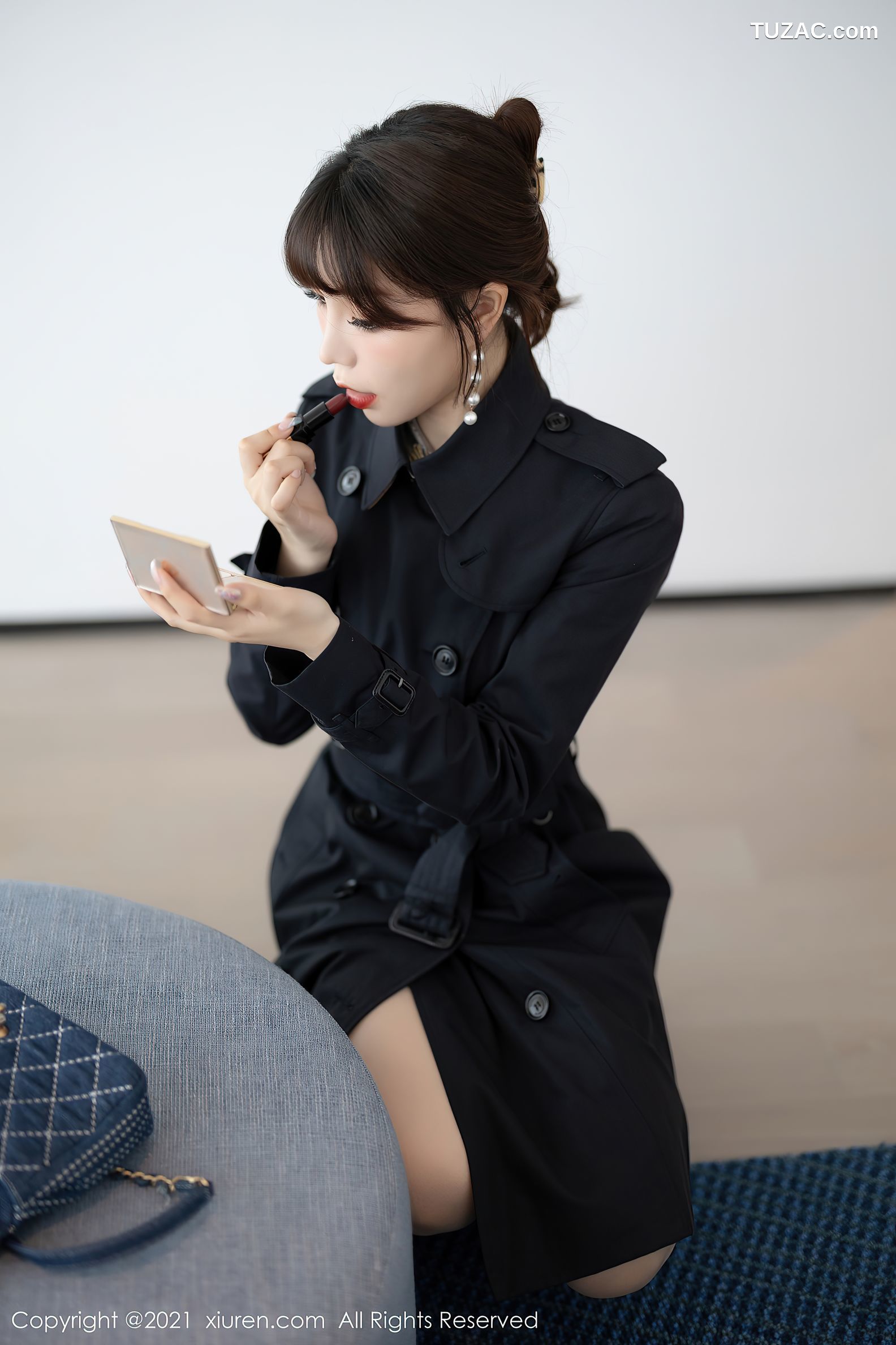 XiuRen秀人网-3422-芝芝Booty-风衣情趣薄纱-2021.05.17