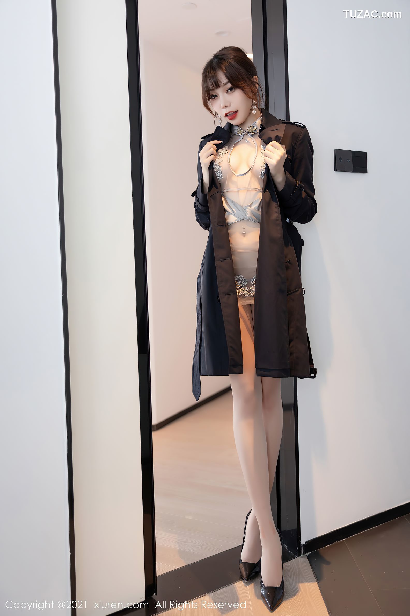 XiuRen秀人网-3422-芝芝Booty-风衣情趣薄纱-2021.05.17