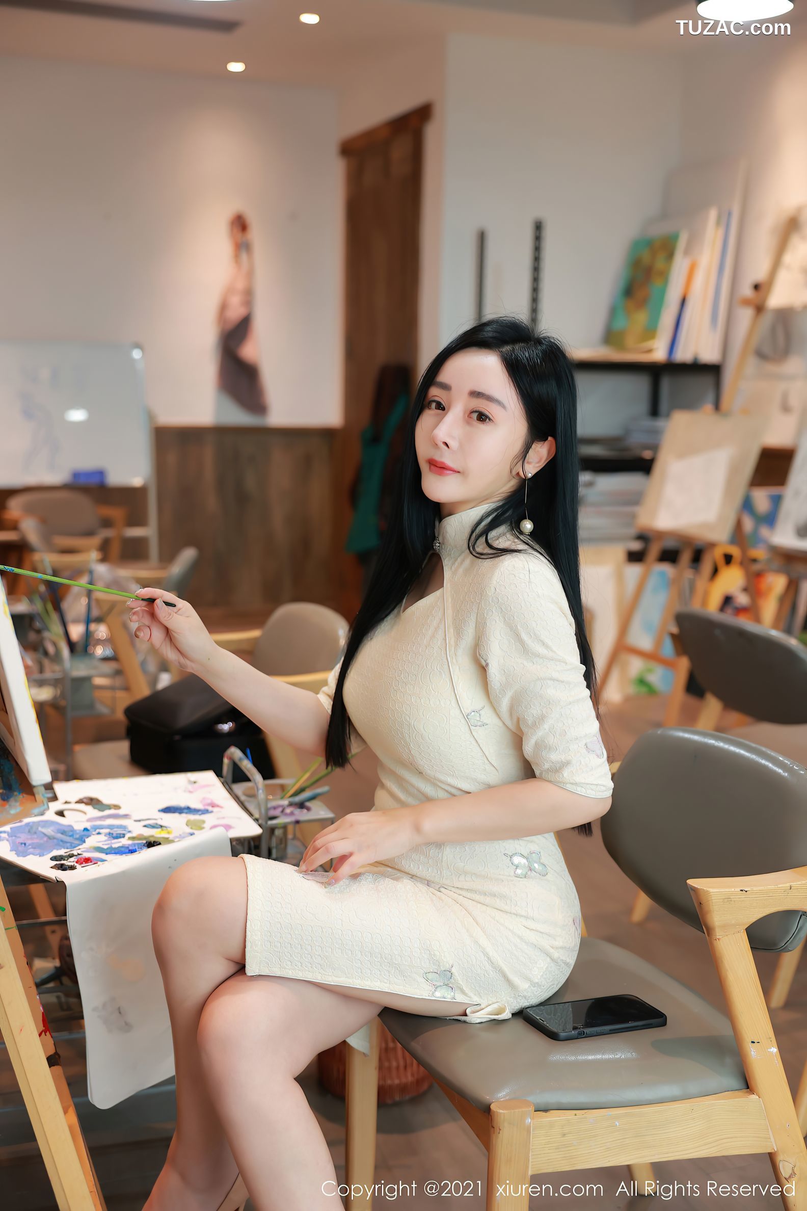 XiuRen秀人网-3481-允爾-画室剧情主题黄绿长纱裙肉丝-2021.05.31