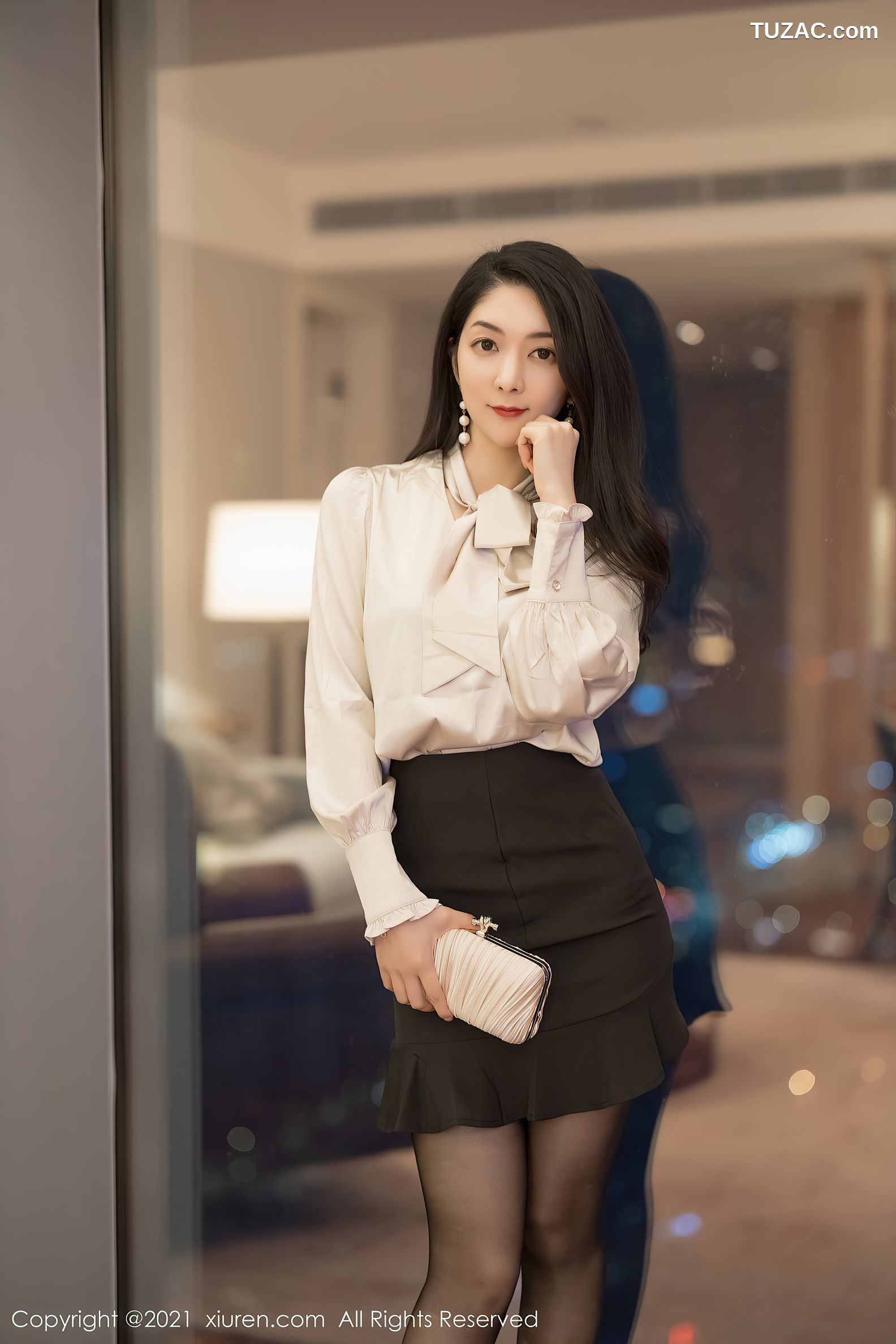 XiuRen秀人网-3488-Angela00-眼镜OL制服短裙超薄黑丝-2021.06.01