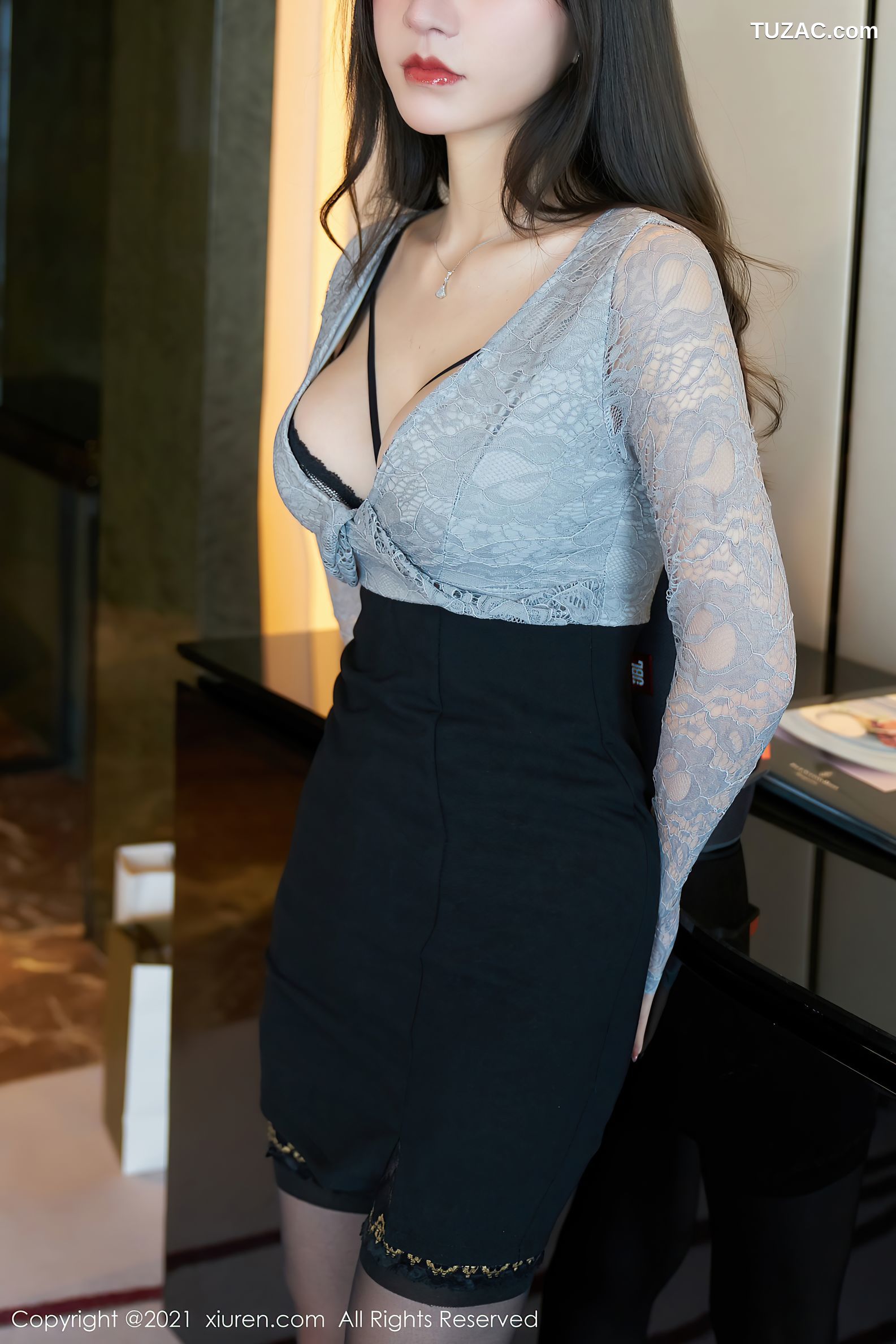 XiuRen秀人网-3490-周于希Sandy-y杭州心愿旅拍-性感内衣蕾丝吊带袜-2021.06.01