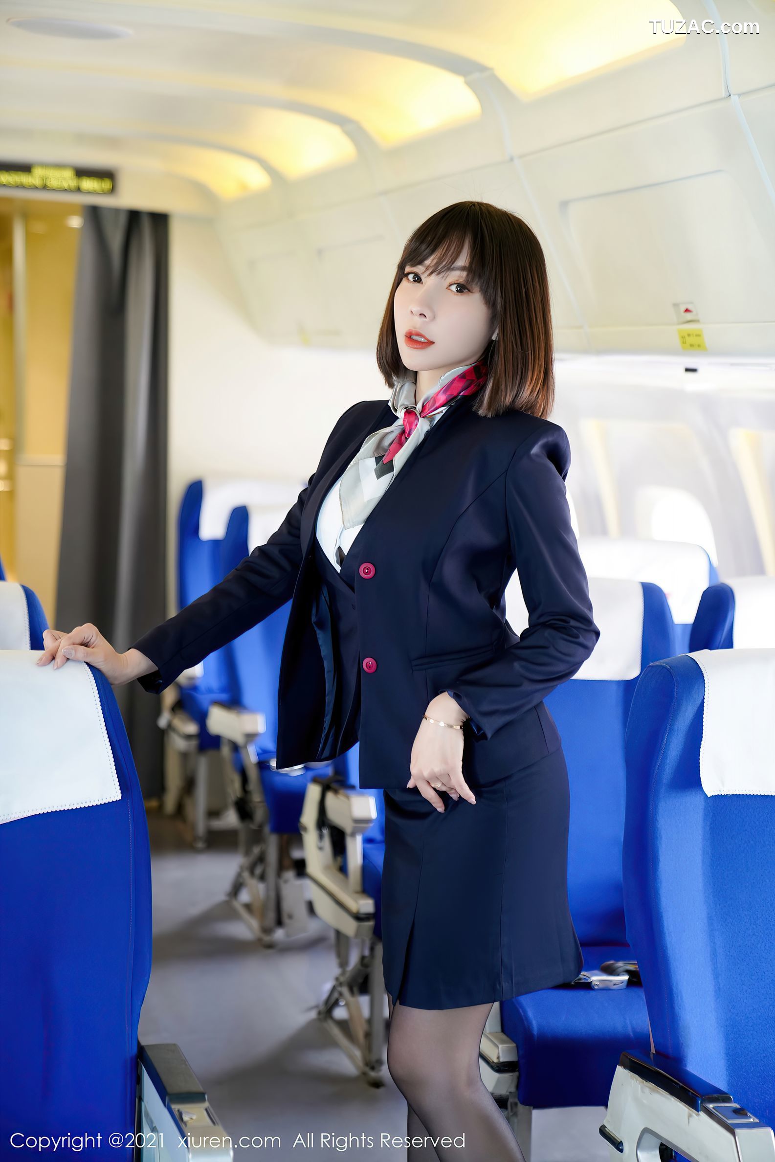 XiuRen秀人网-3506-果儿-葛征-性感空乘制服黑丝-2021.06.04