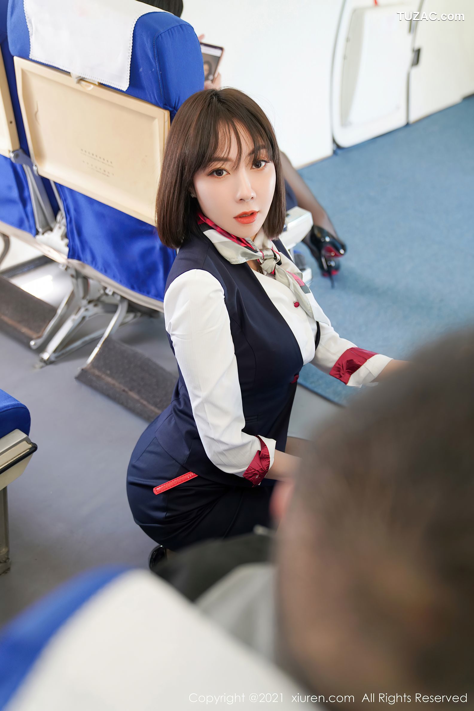 XiuRen秀人网-3506-果儿-葛征-性感空乘制服黑丝-2021.06.04