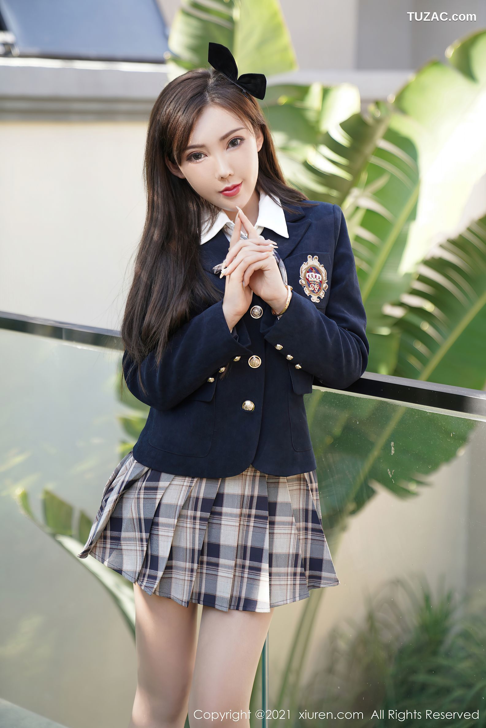 XiuRen秀人网-3523-萌汉药Baby-北京旅拍-JK制服主题肉丝-2021.06.09