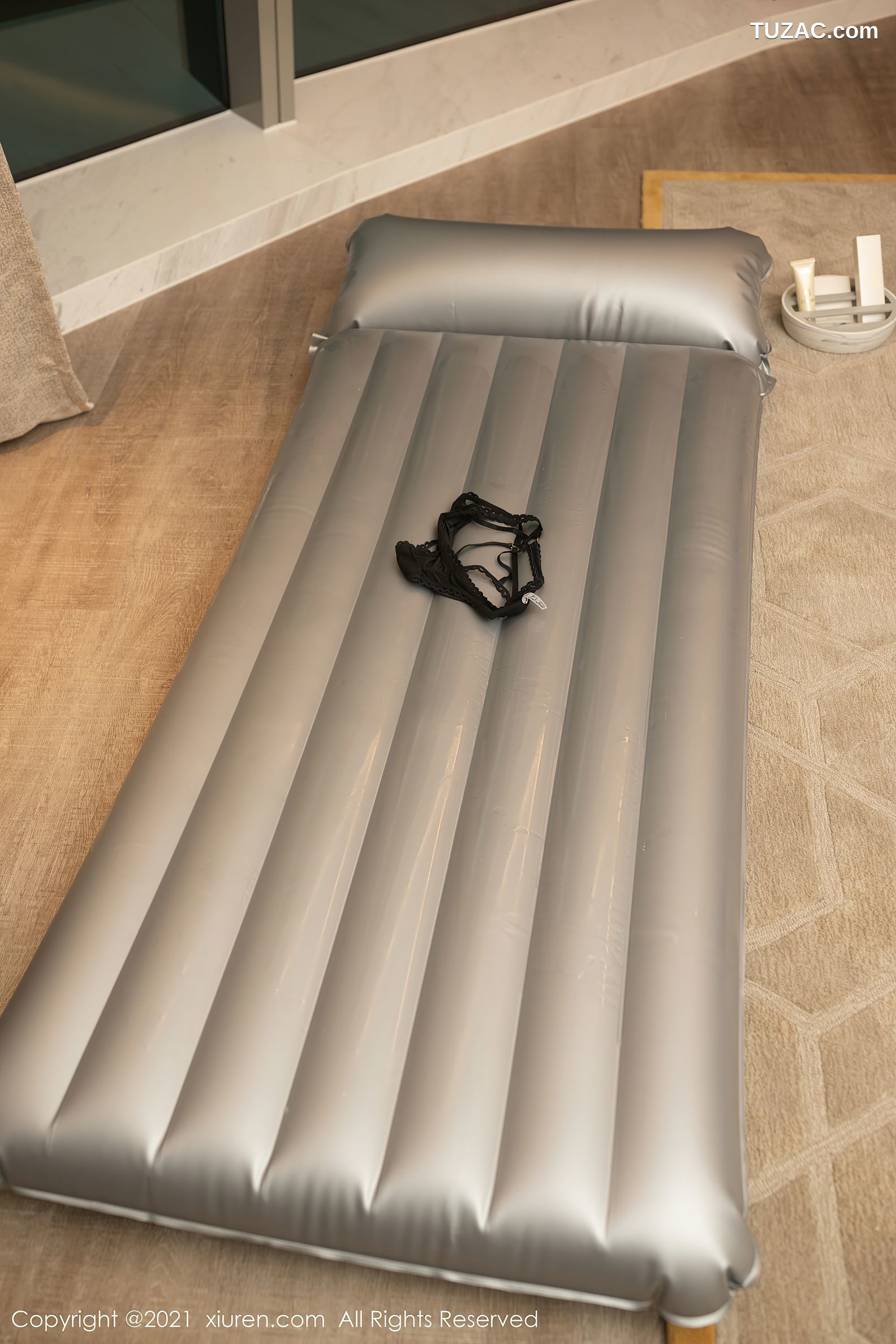 XiuRen秀人网-3527-唐安琪-陆萱萱-酒店SPA主题职业装内衣按摩-2021.06.09