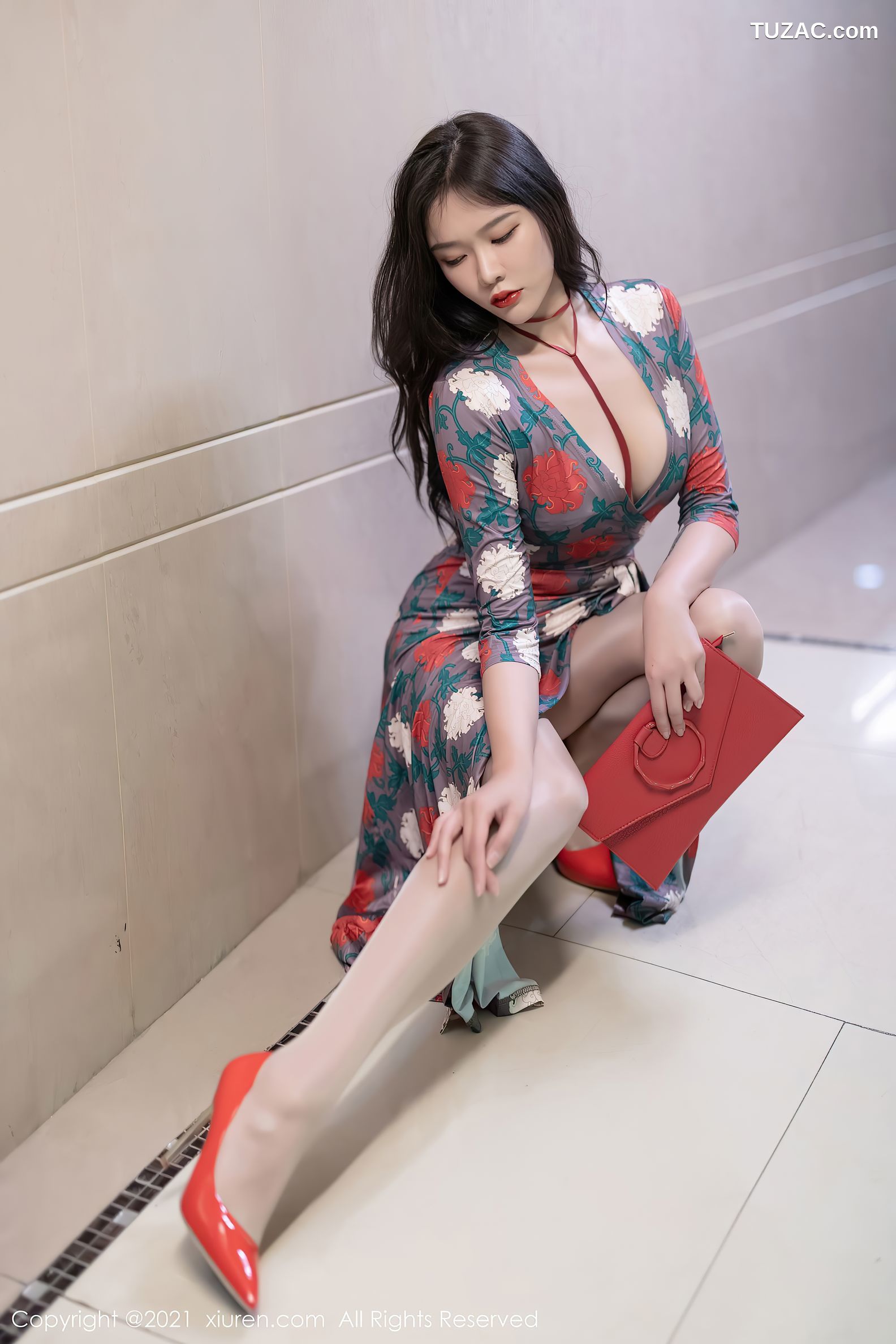 XiuRen秀人网-3562-娜比-红色情趣内衣肉丝-2021.06.21