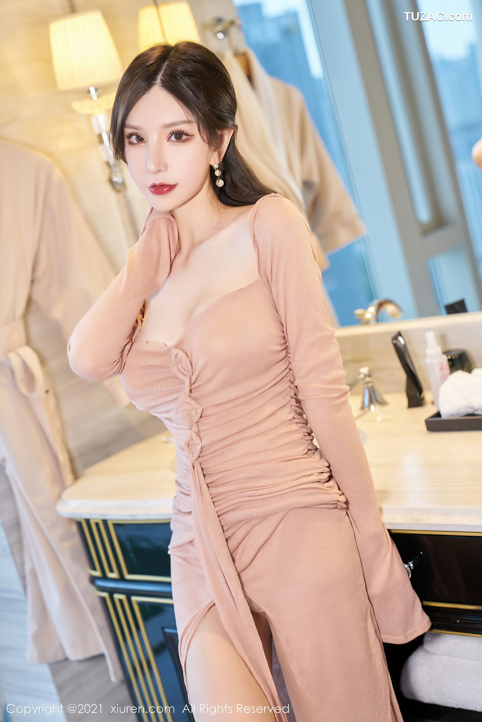 XiuRen秀人网-3564-周于希Sandy-杭州心愿旅拍浴缸性感礼裙湿身-2021.06.21