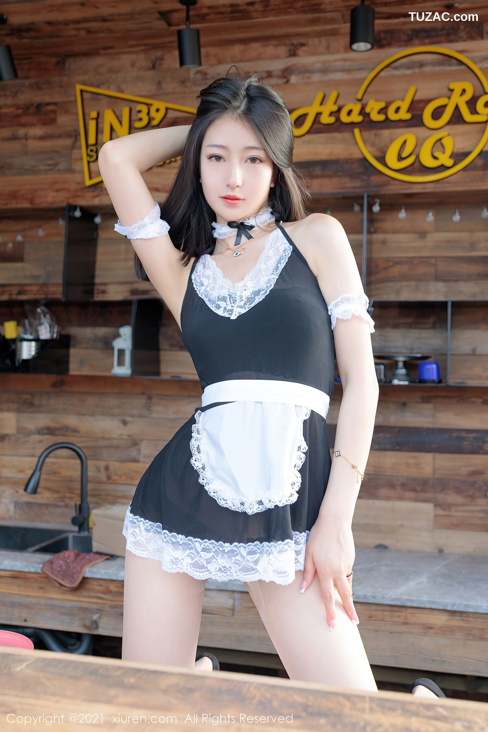 XiuRen秀人网-3586-熊小诺-居家蕾丝女仆主题肉丝-2021.06.25