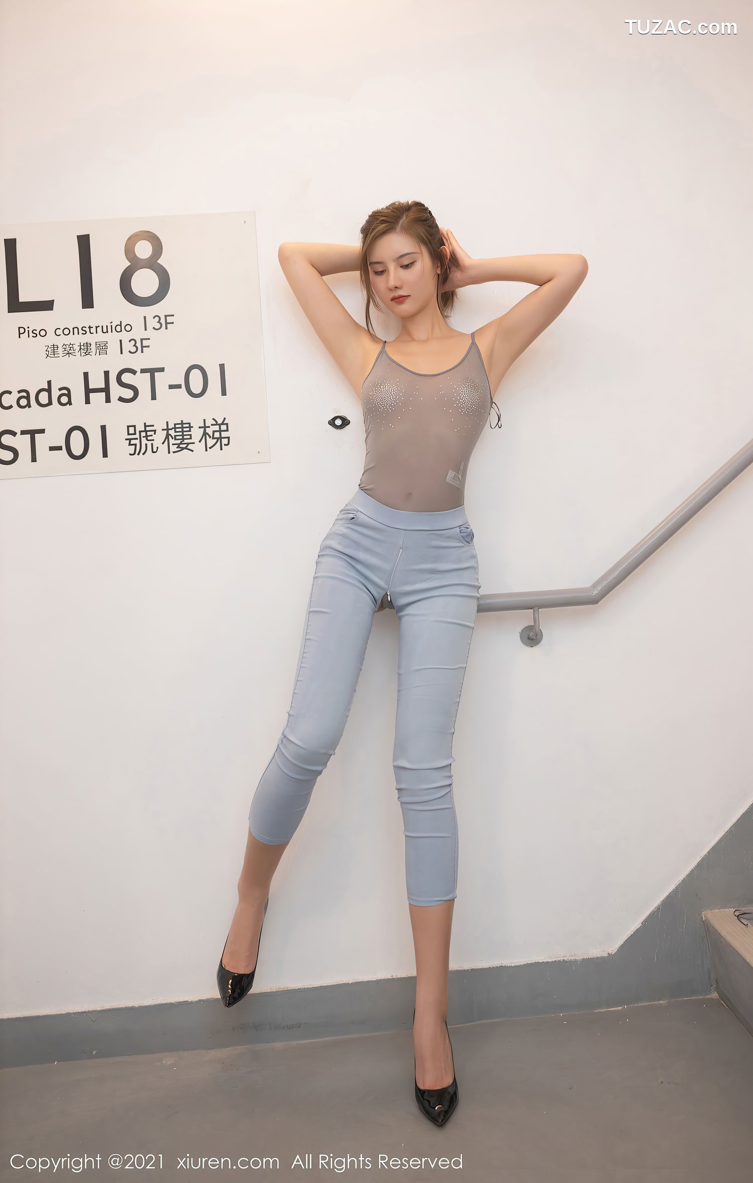 XiuRen秀人网-3593-就是阿朱啊-澳门旅拍救生通道主题高叉连体衣-2021.06.28