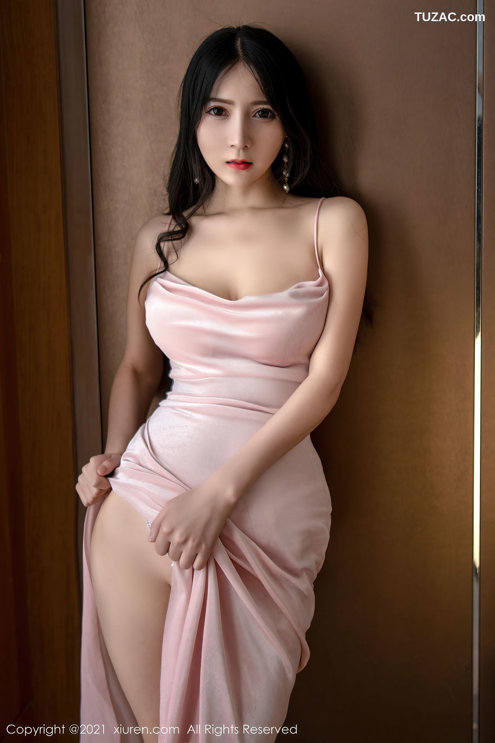 XiuRen秀人网-3598-林煊煊-蕾丝睡衣性感肉色内衣-2021.06.29