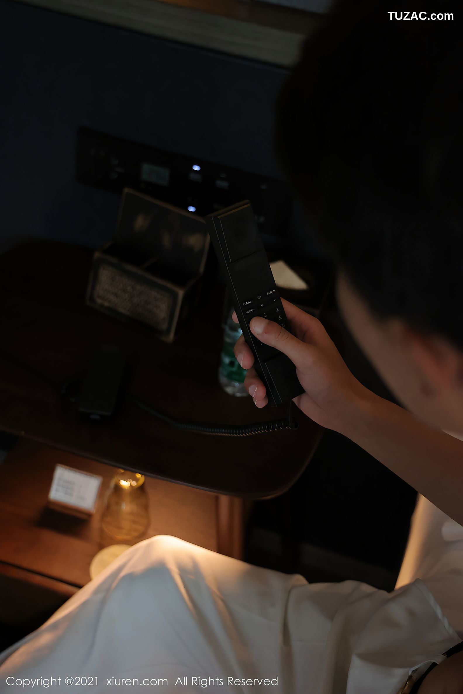 XiuRen秀人网-3605-美七Mia-酒店剧情主题缕空情趣内衣-2021.06.30