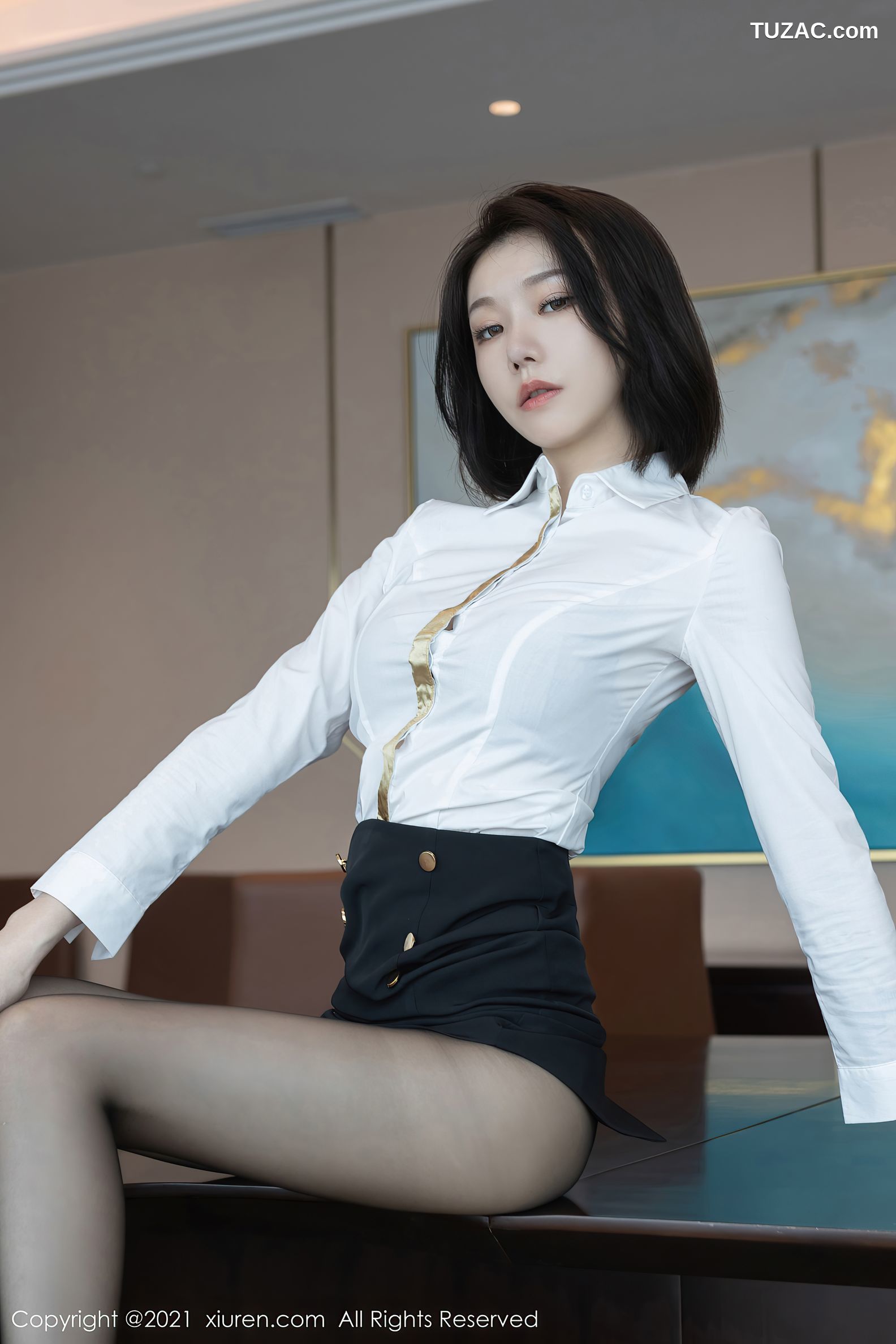 XiuRen秀人网-3612-安然Maleah-基金经理主题白衬衣黑丝裤袜迷人-2021.07.01