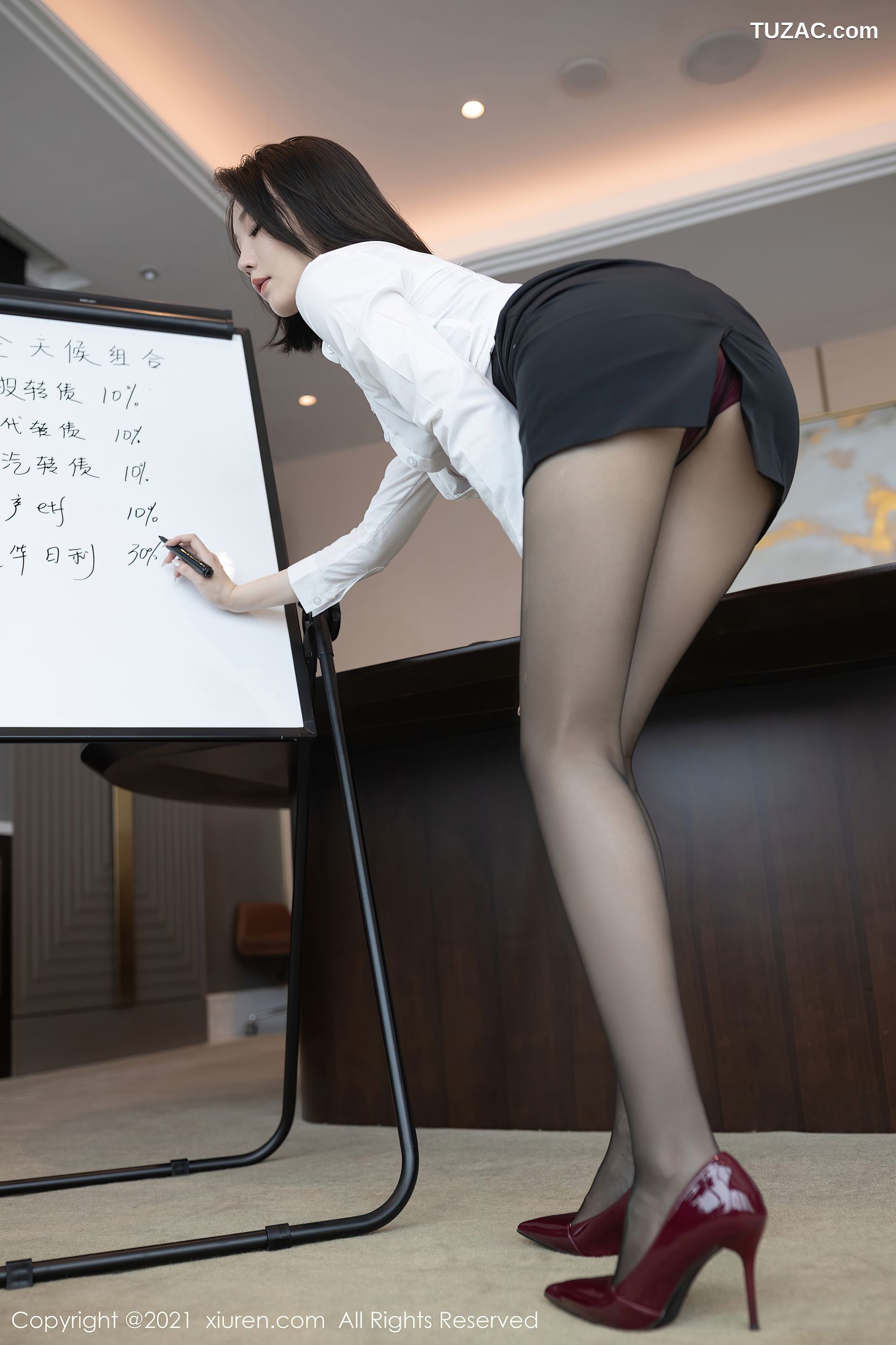 XiuRen秀人网-3612-安然Maleah-基金经理主题白衬衣黑丝裤袜迷人-2021.07.01