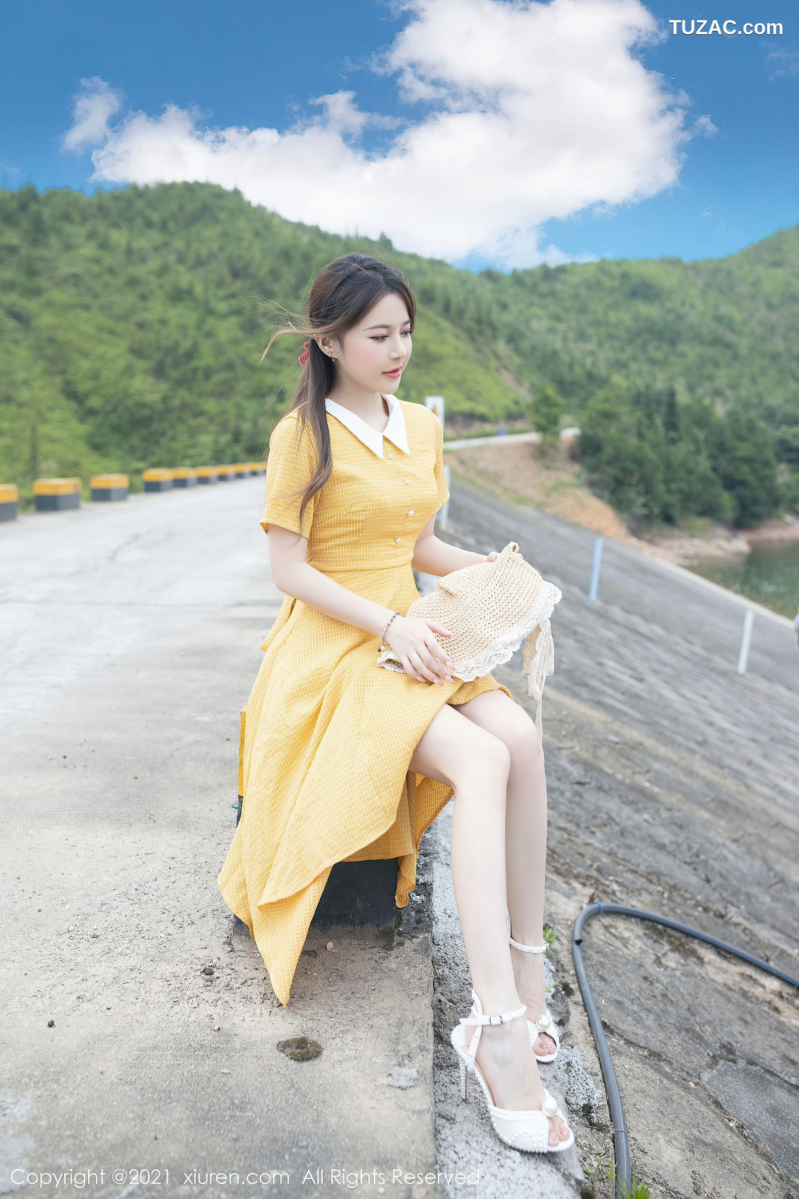 XiuRen秀人网-3648-鱼子酱Fish-一日女友主题居家-2021.07.09