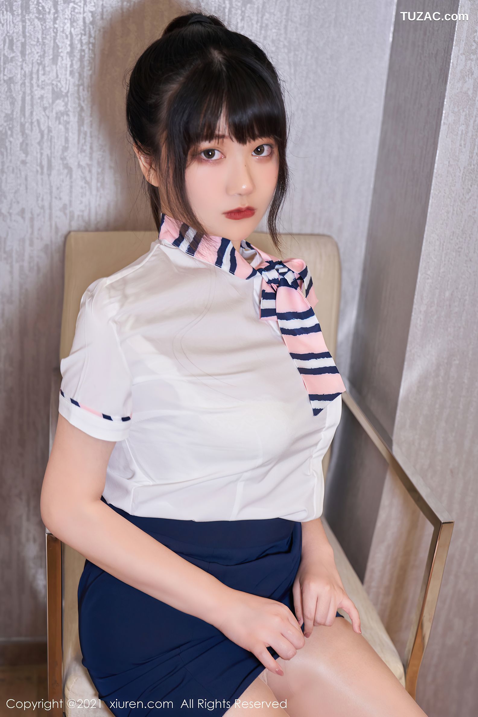 XiuRen秀人网-3667-夏可馨Amii-职业OL制服白色内衣-2021.07.14