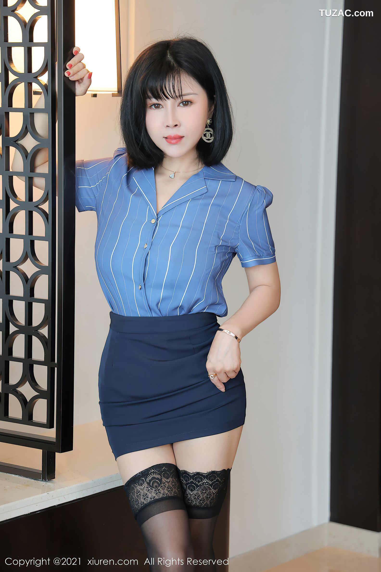 XiuRen秀人网-3699-乖乖小野喵-沈欢欣-性感姐妹花蕾丝袜-2021.07.22