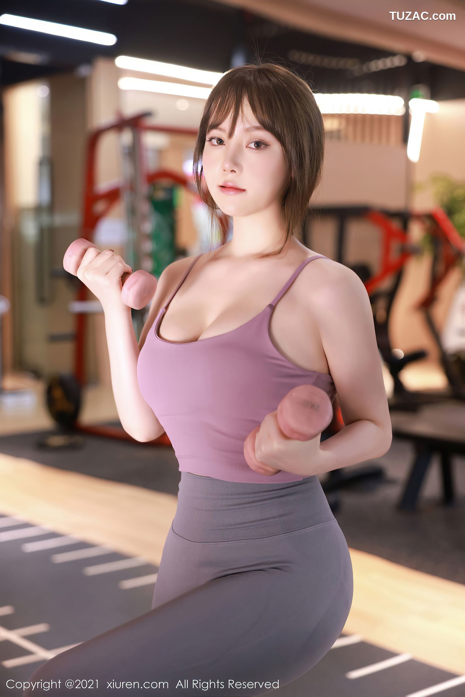 XiuRen秀人网-3701-豆瓣酱-健身房主题性感紧身运动衣-2021.07.22