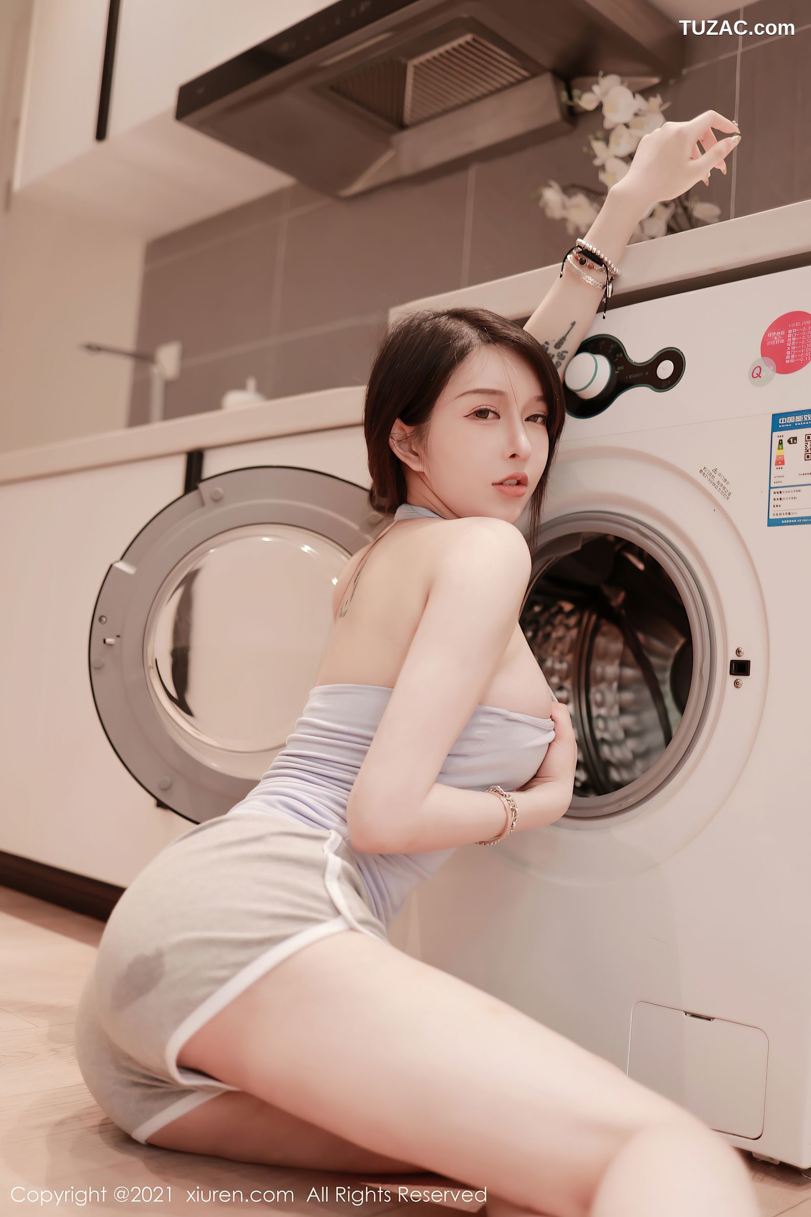 XiuRen秀人网-3706-玉兔miki-居家女友视觉主题性感运动内衣-2021.07.23