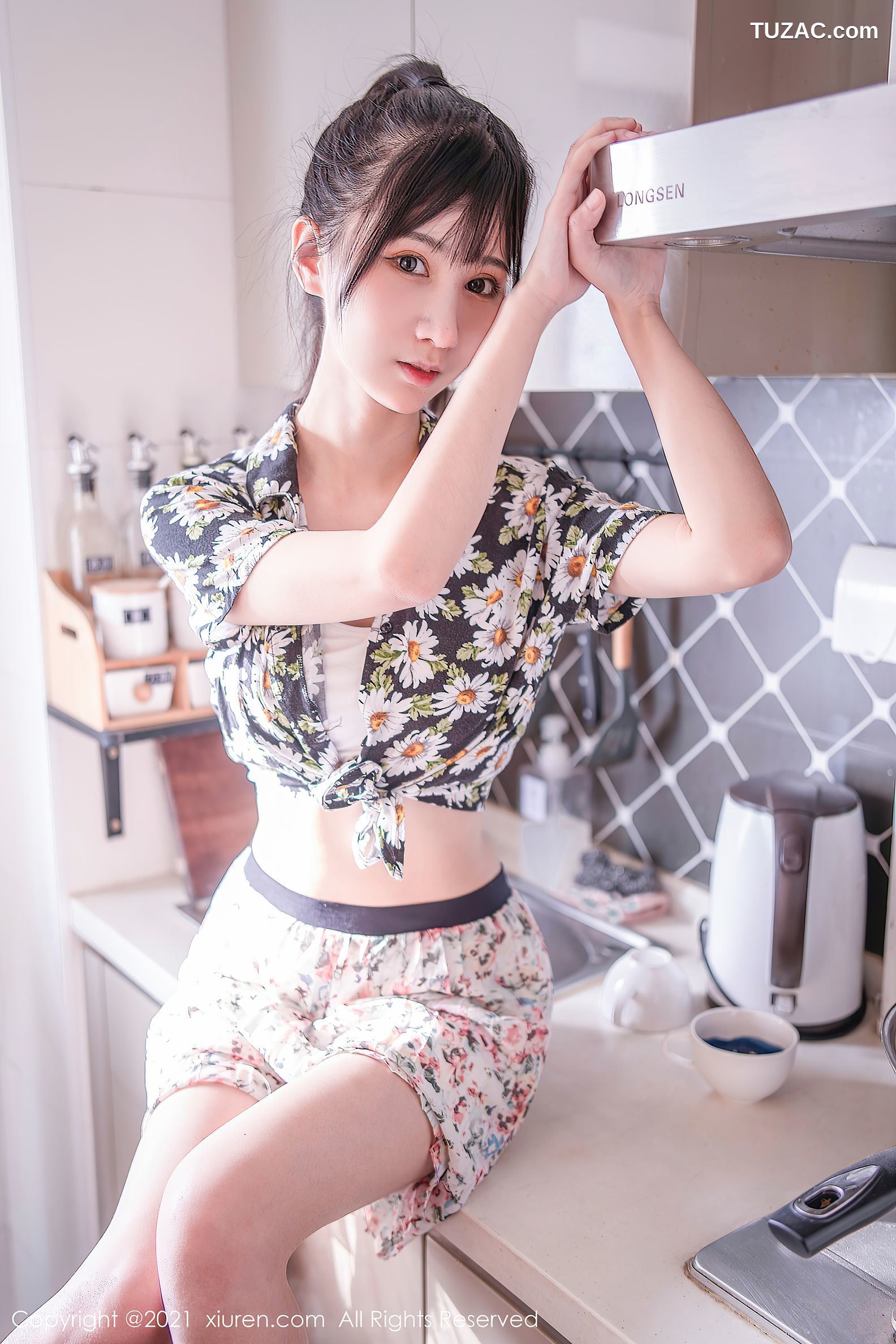 XiuRen秀人网-3711-小果冻儿-居家女友主题性感蕾丝内裤-2021.07.26