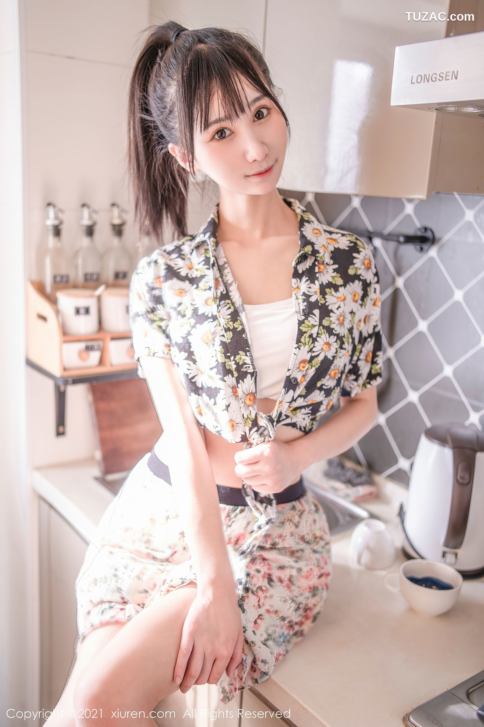 XiuRen秀人网-3711-小果冻儿-居家女友主题性感蕾丝内裤-2021.07.26