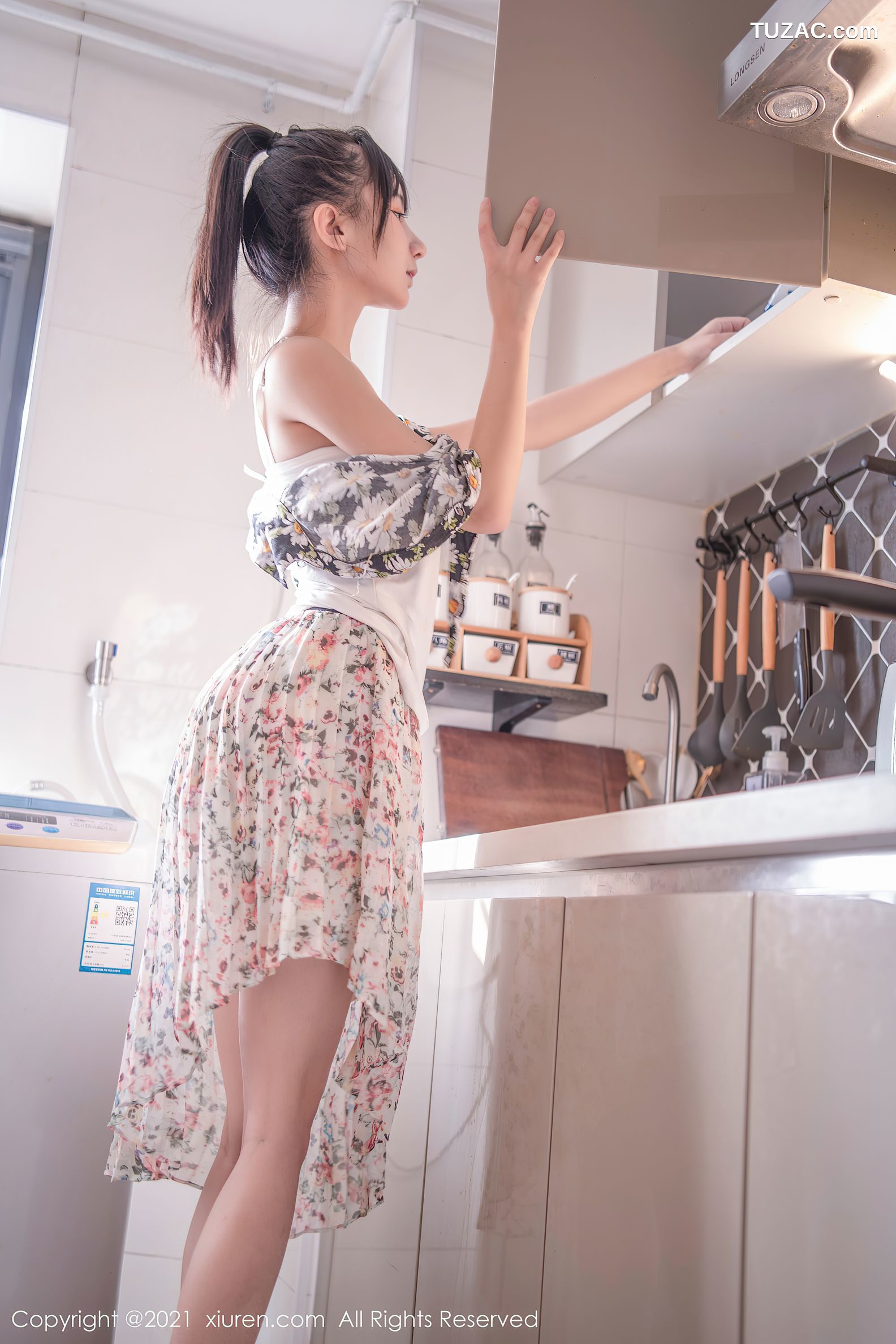 XiuRen秀人网-3711-小果冻儿-居家女友主题性感蕾丝内裤-2021.07.26