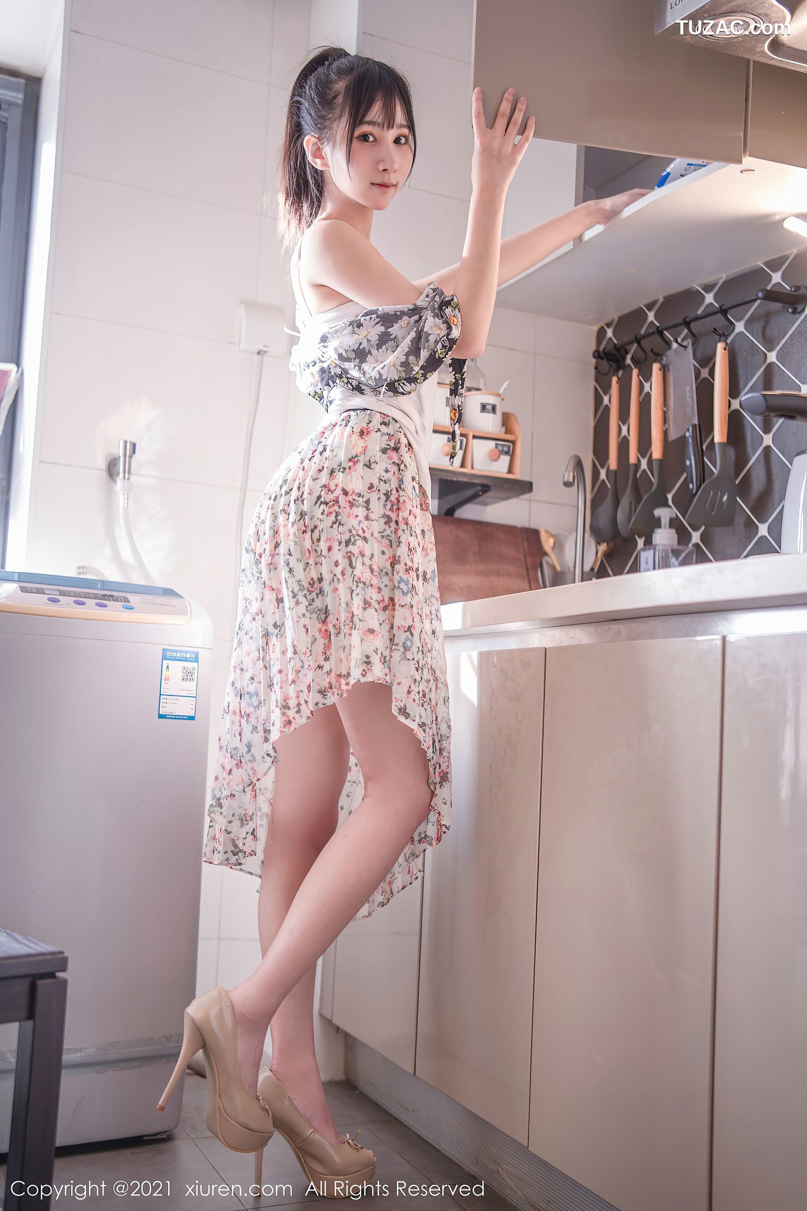 XiuRen秀人网-3711-小果冻儿-居家女友主题性感蕾丝内裤-2021.07.26