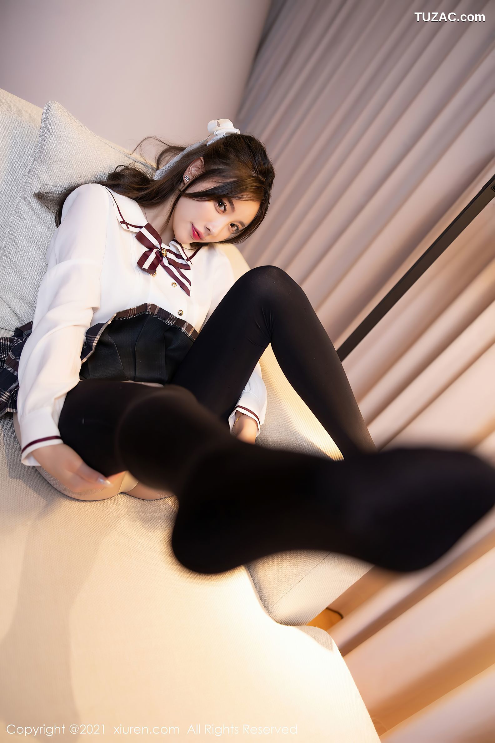 XiuRen秀人网-3723-杨晨晨Yome-撩裙超薄肉丝-2021.07.27