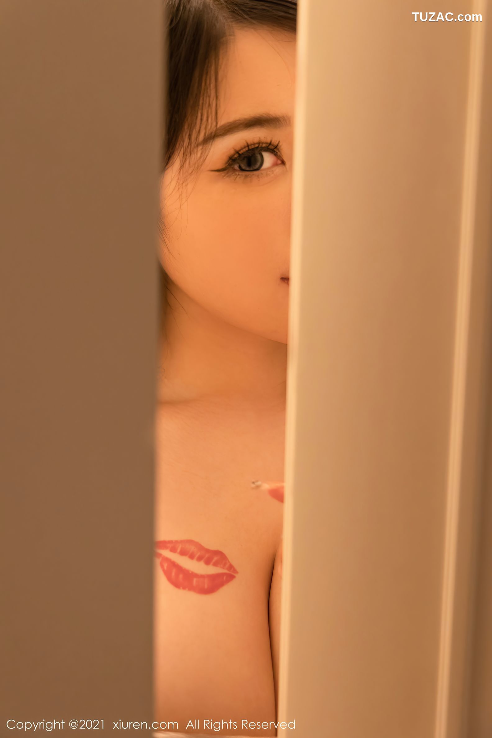 XiuRen秀人网-3735-美七Mia-浴室保鲜膜主题泡泡浴-2021.07.29