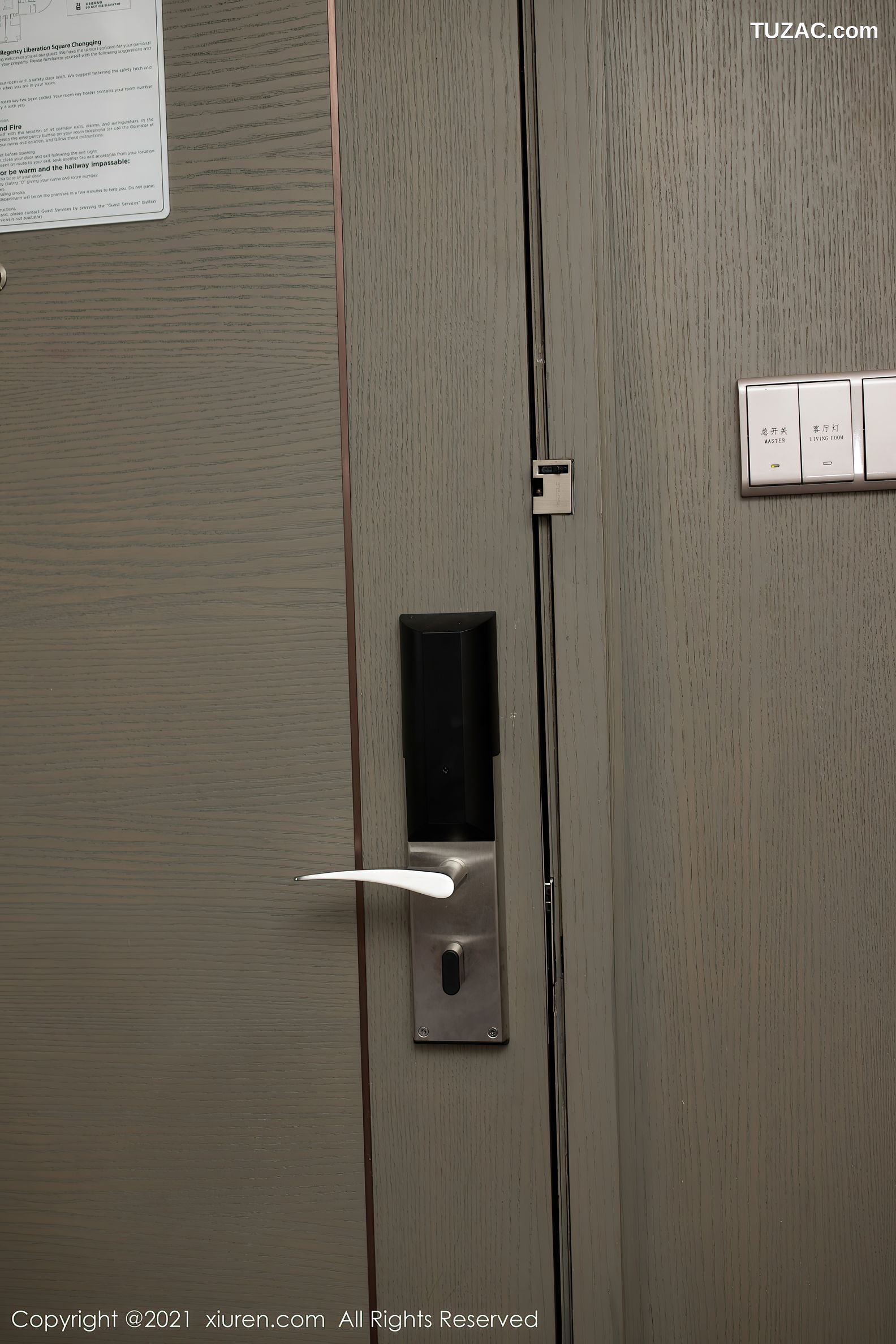 XiuRen秀人网-3750-安然Maleah-签合同主题职业装性感内衣超薄肉丝-2021.08.03