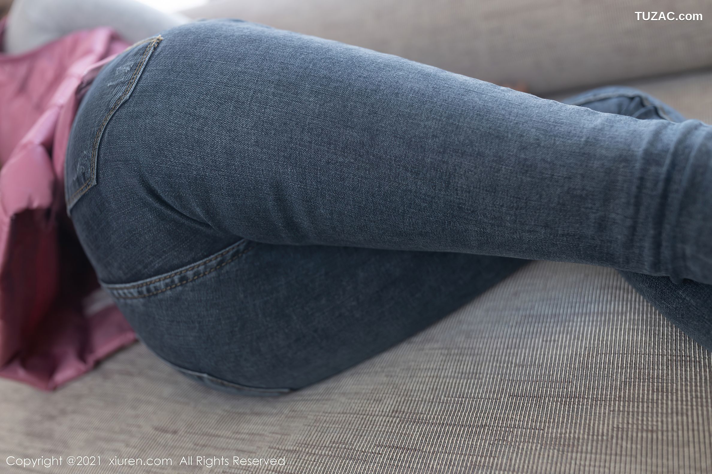 XiuRen秀人网-3828-鱼子酱Fish-时间静止主题大尺度-2021.08.20