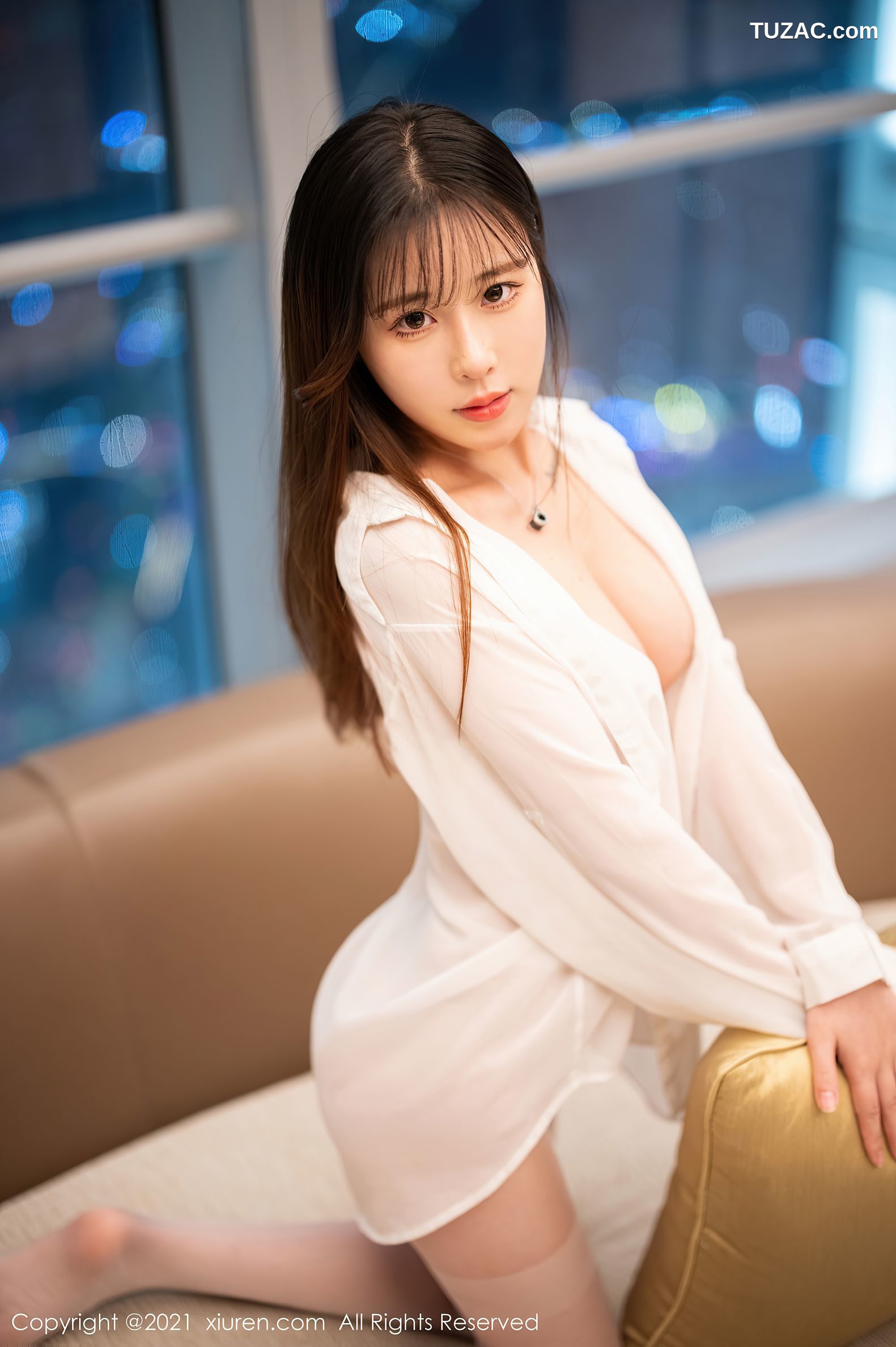 XiuRen秀人网-3832-甜熙Dora-经典白衬衫超薄肉丝裤袜-2021.08.23